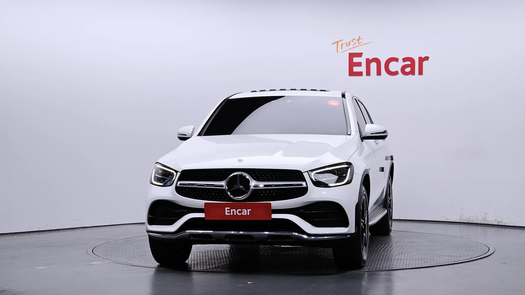Mercedes-Benz GLC-Class GLC300e 4MATIC Coupe, гибрид, 2021 г. 108979 км. — фото 3
