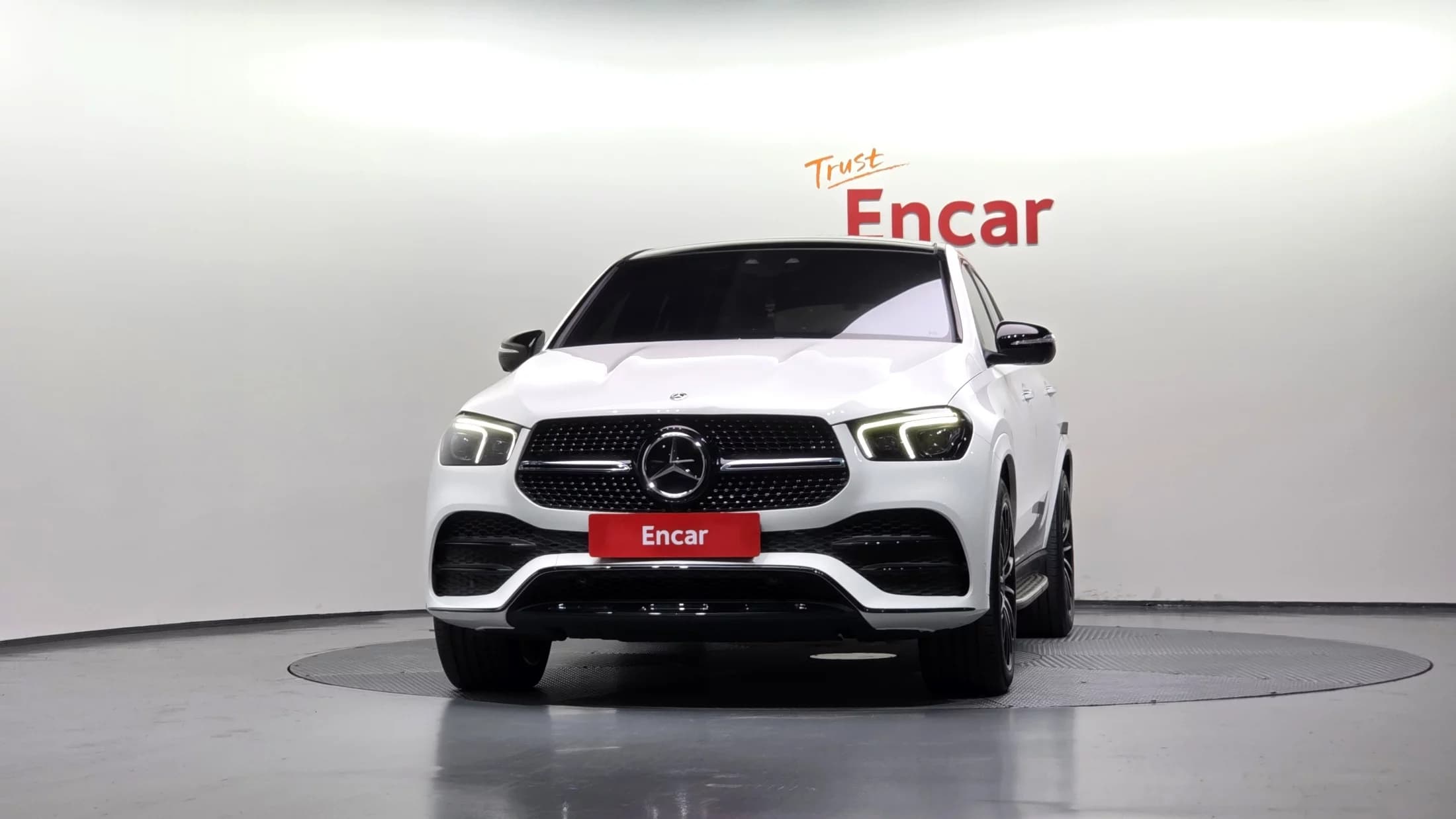 Mercedes-Benz GLE-Class GLE400d 4MATIC Coupe, 2022 г. 95799 км. — фото 3