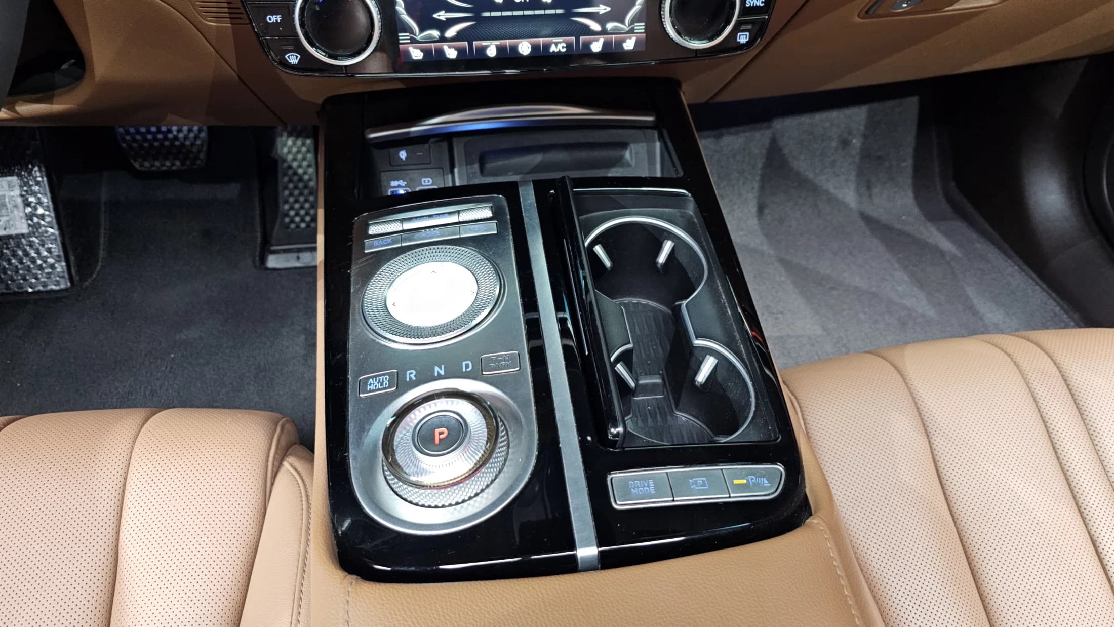 Genesis G80 Gasoline 2.5 Turbo 2WD, 2021 г. 70312 км. — фото 9