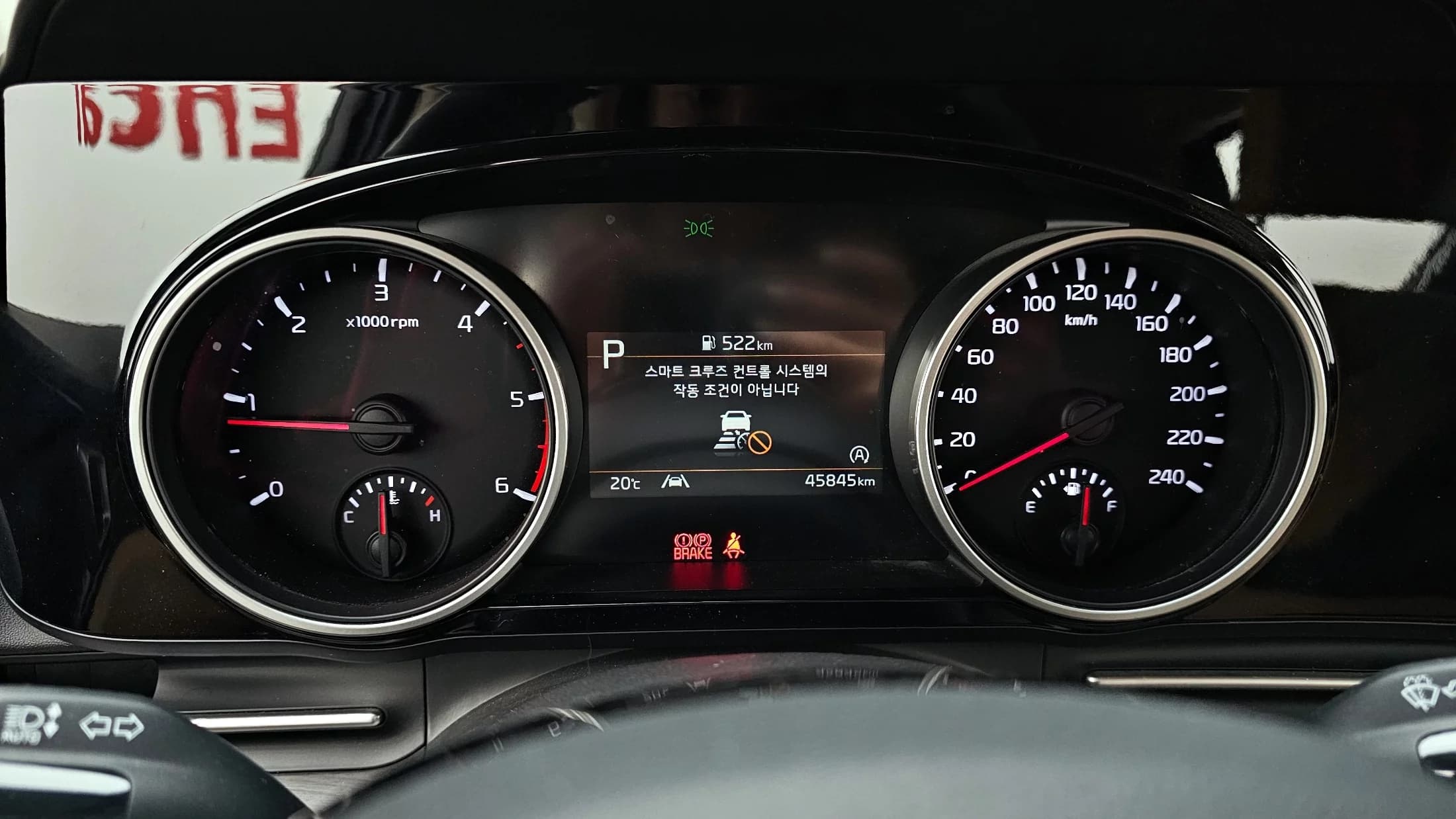 Kia Carnival 9-Seater Prestige, 2022 г. 45894 км. — фото 8