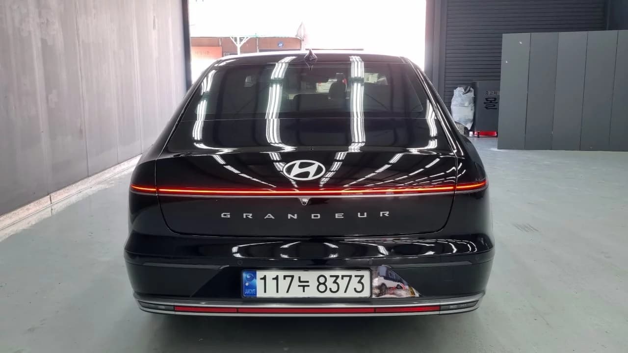 Hyundai Grandeur 2,5 Gasoline 2WD Exclusive, 2023 г. 71931 км. — фото 4