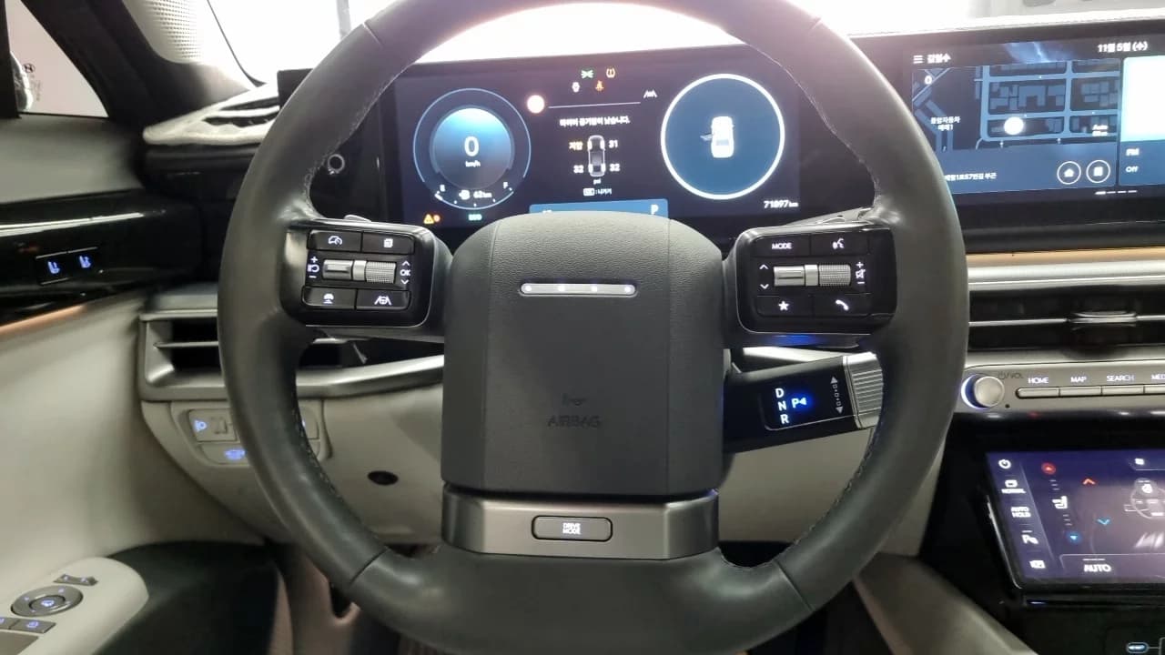 Hyundai Grandeur 2,5 Gasoline 2WD Exclusive, 2023 г. 71931 км. — фото 9