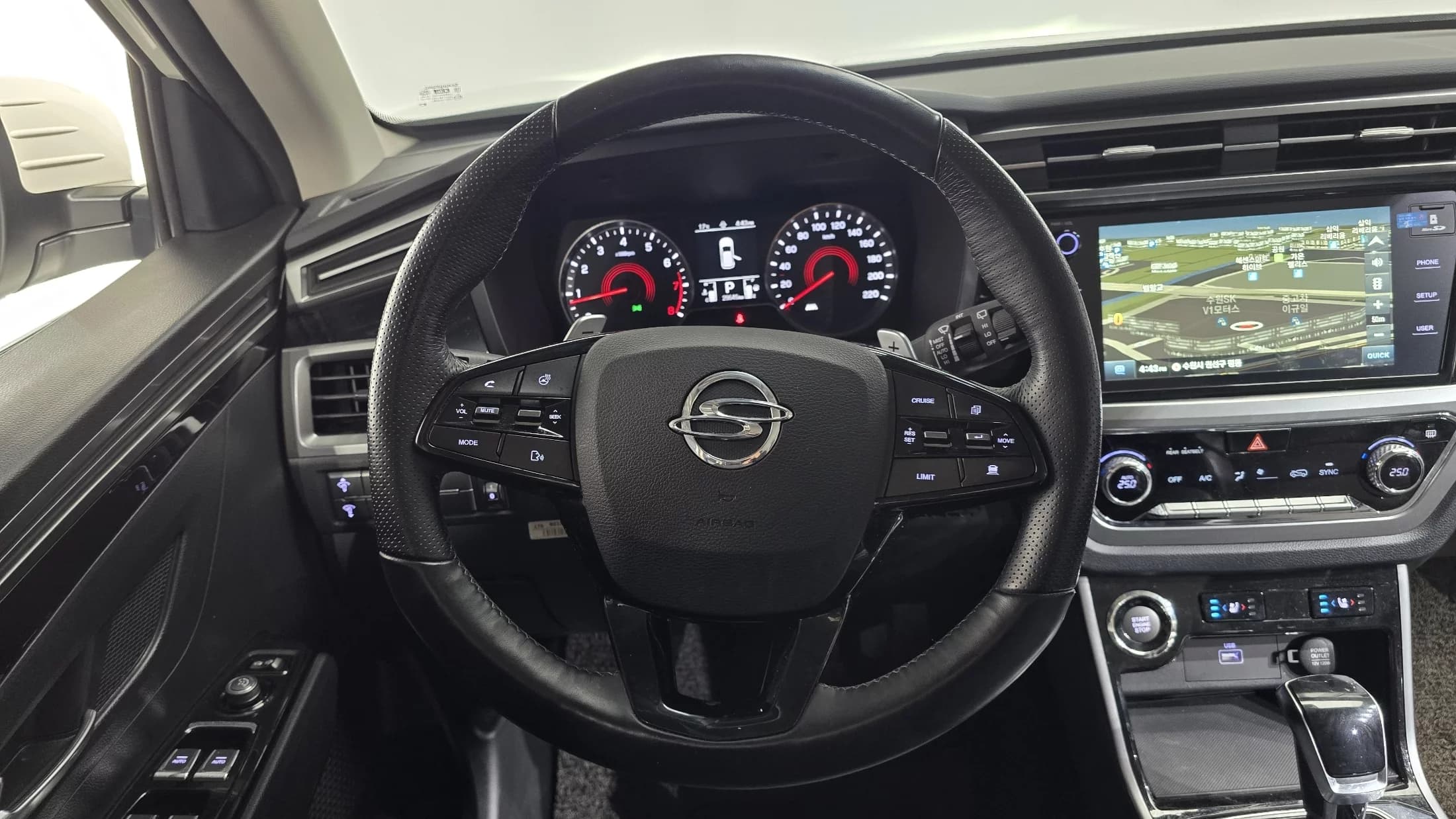 SsangYong KORANDO Gasoline 1.5 2WD C5 Plus, 2022 г. 29629 км. — фото 13