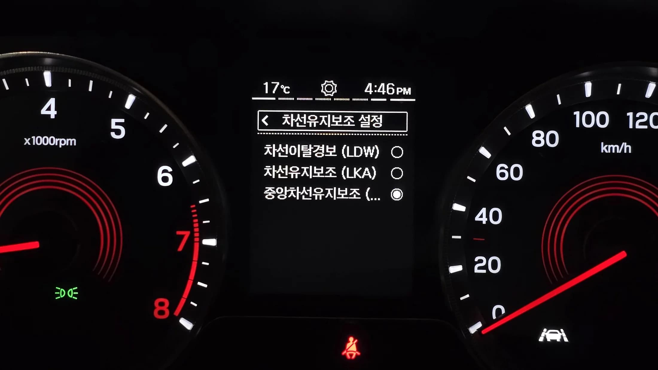 SsangYong KORANDO Gasoline 1.5 2WD C5 Plus, 2022 г. 29629 км. — фото 17