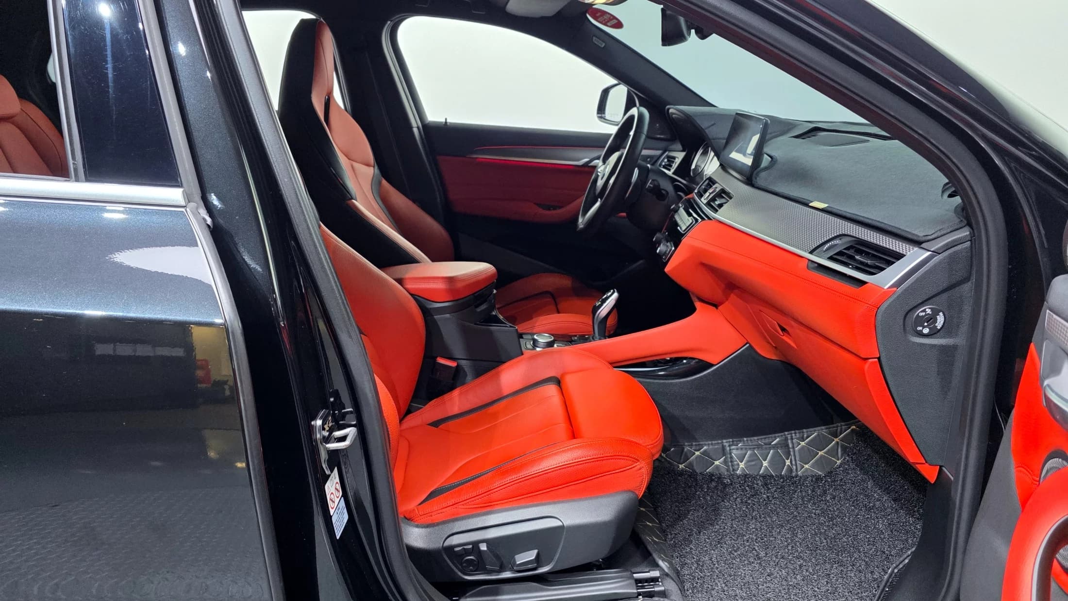BMW X2 xDrive M35i, 2021 г. 63851 км. — фото 11