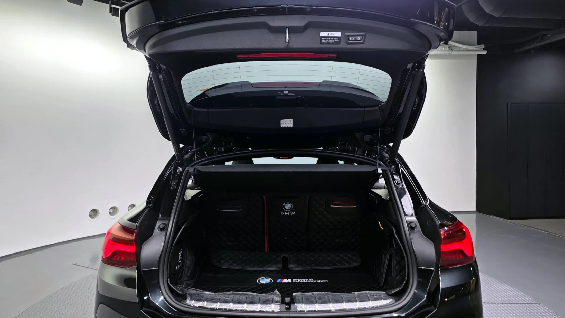 BMW X2 xDrive M35i, 2021 г. 63851 км. — фото 20