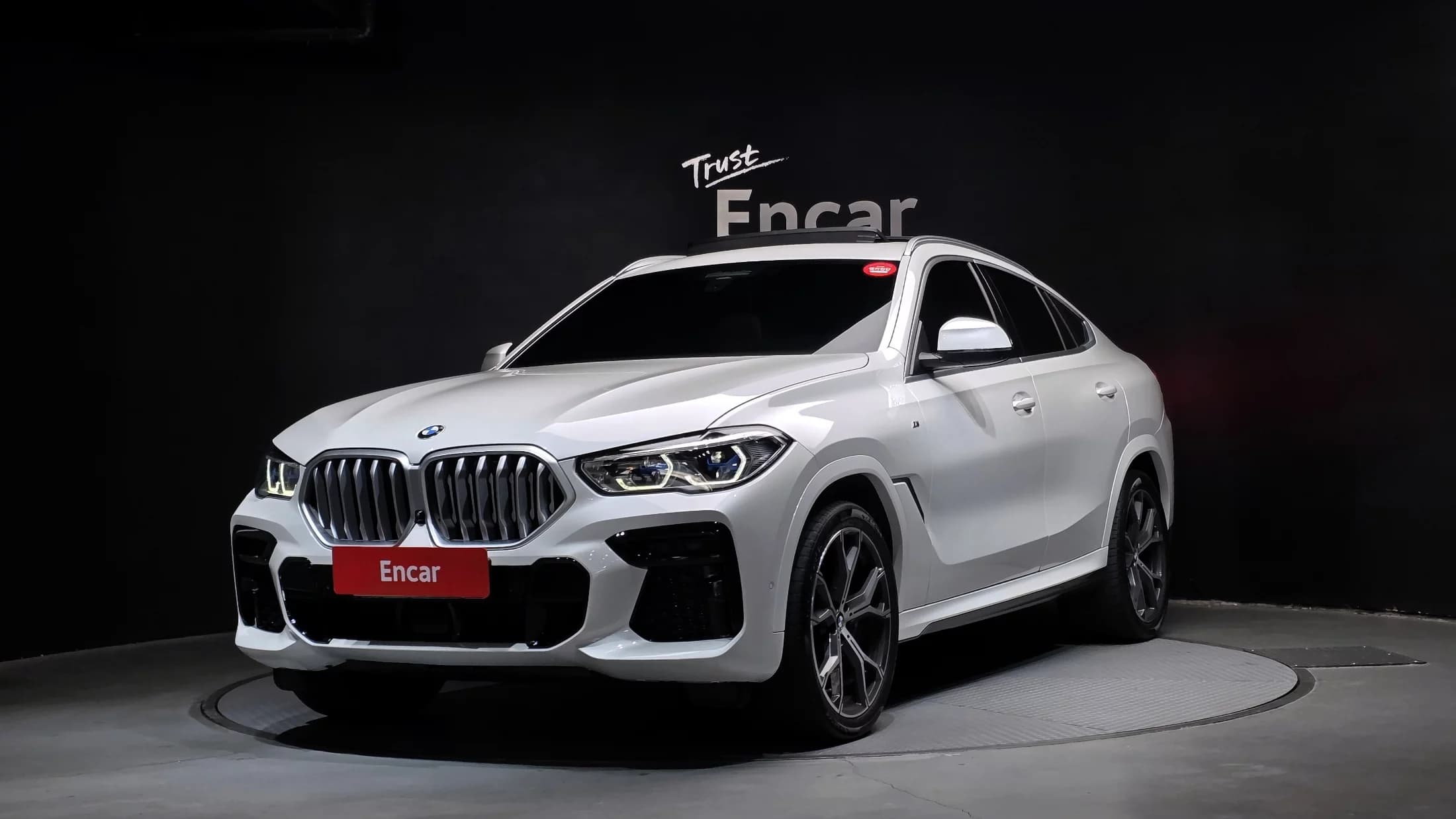 BMW X6 xDrive30d M Sport, 2023 г. 33508 км.