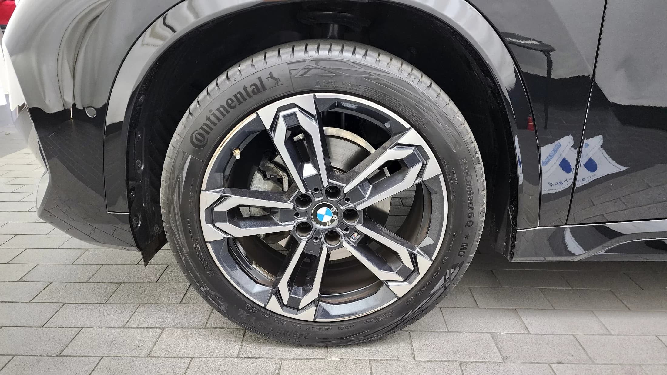 BMW X1 xDrive 20i M Sport, 2023 г. 10276 км. — фото 5