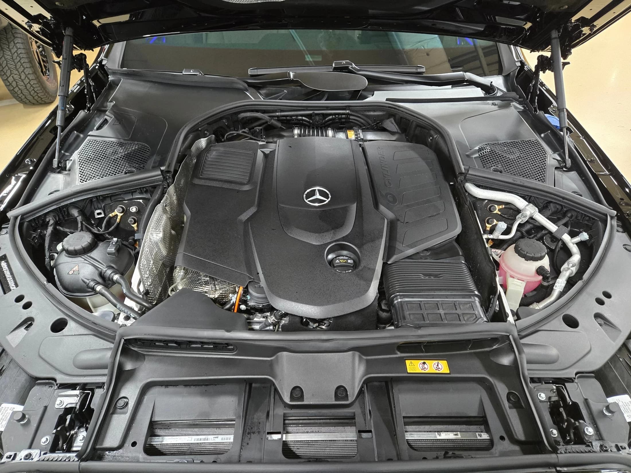 Mercedes-Benz S-Class S350 d 4MATIC, 2025 г. 1724 км. — фото 4