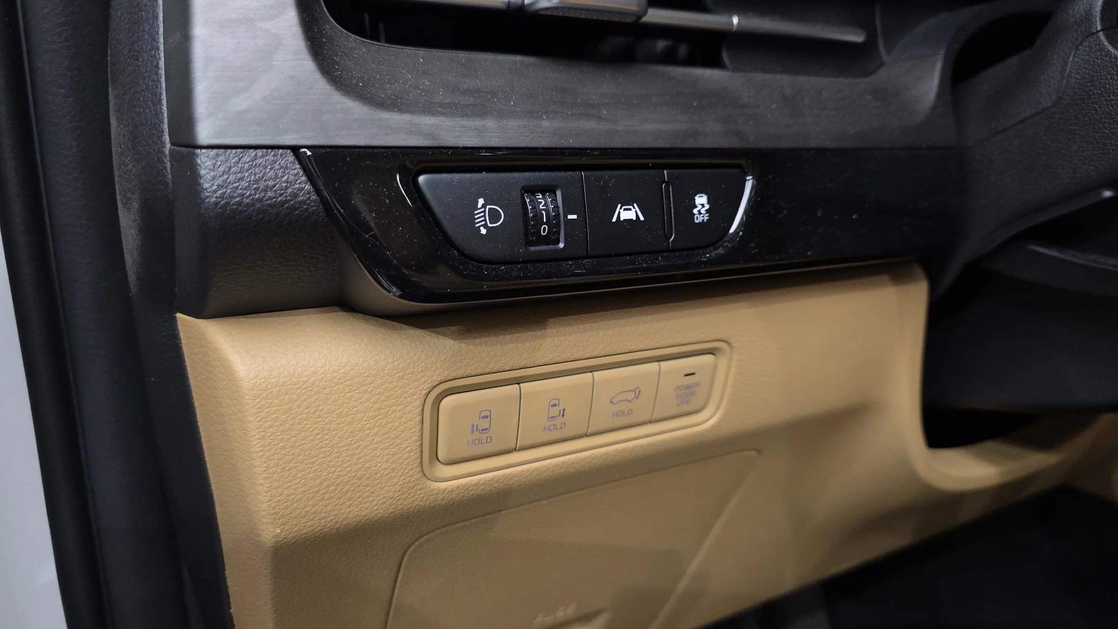 Kia Carnival 7-Seater Noblesse, 2022 г. 72818 км. — фото 12