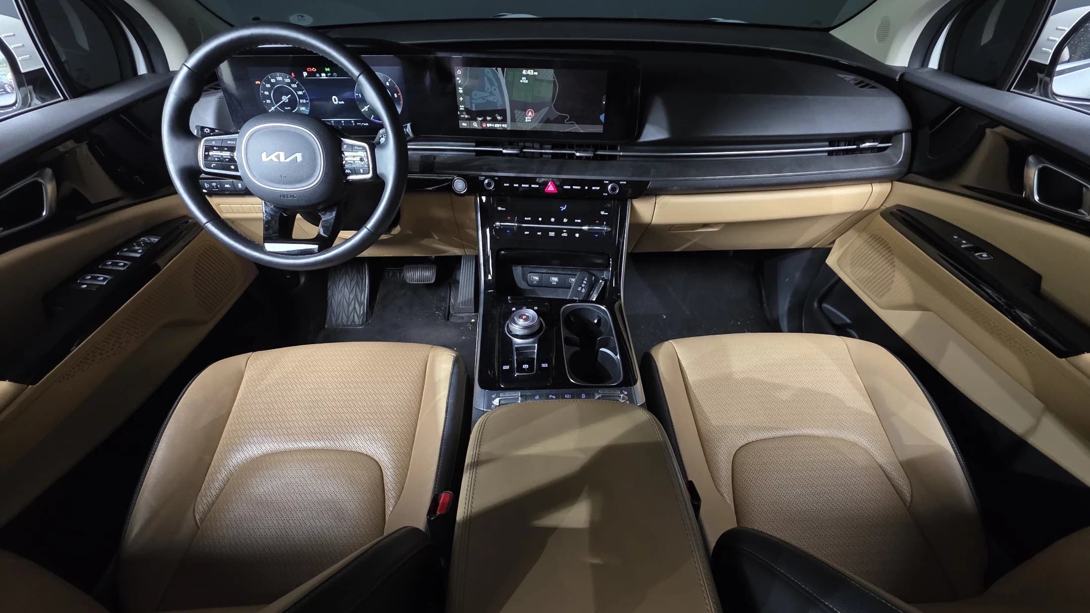 Kia Carnival 7-Seater Noblesse, 2022 г. 72818 км. — фото 7