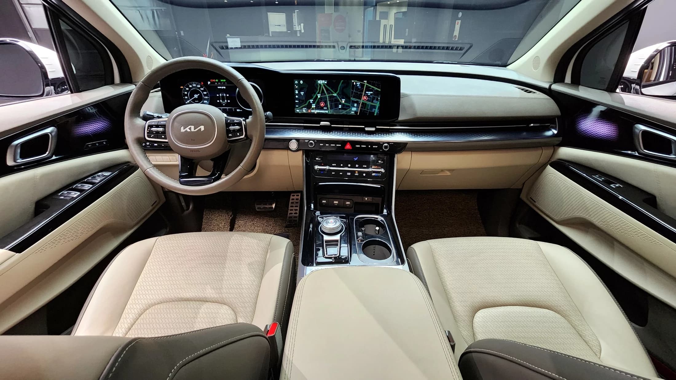 Kia Carnival Gasoline 9-Seater Hi-Limousine Signature, 2022 г. 38228 км. — фото 7
