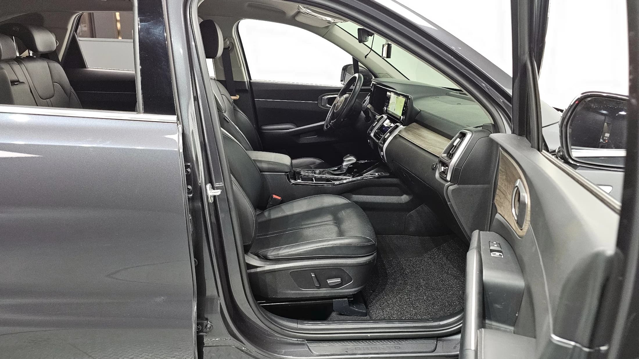 Kia Sorento Diesel 2.2 2WD Prestige, 2022 г. 143602 км. — фото 11