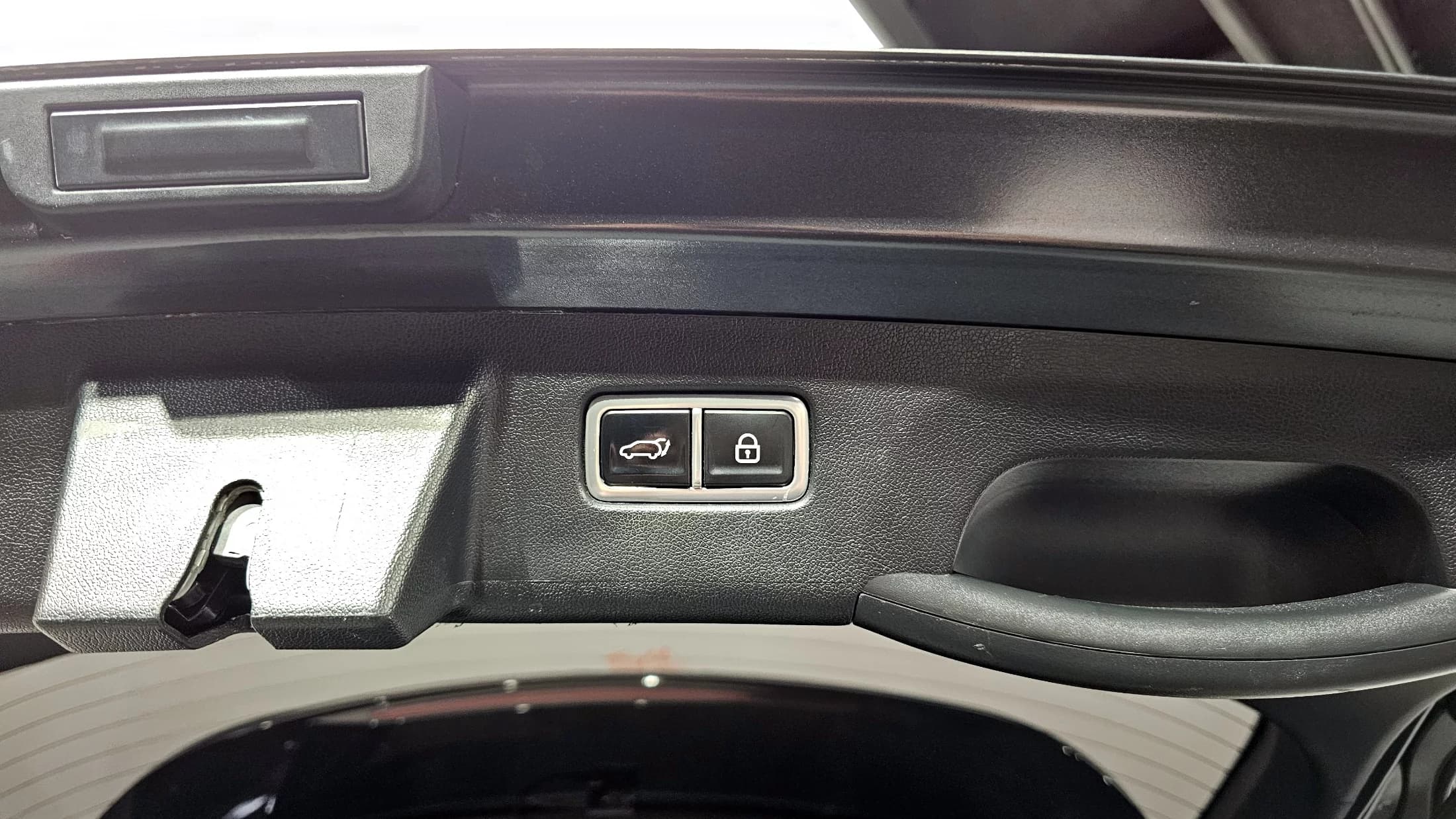 Kia Sorento Diesel 2.2 2WD Prestige, 2022 г. 143602 км. — фото 20