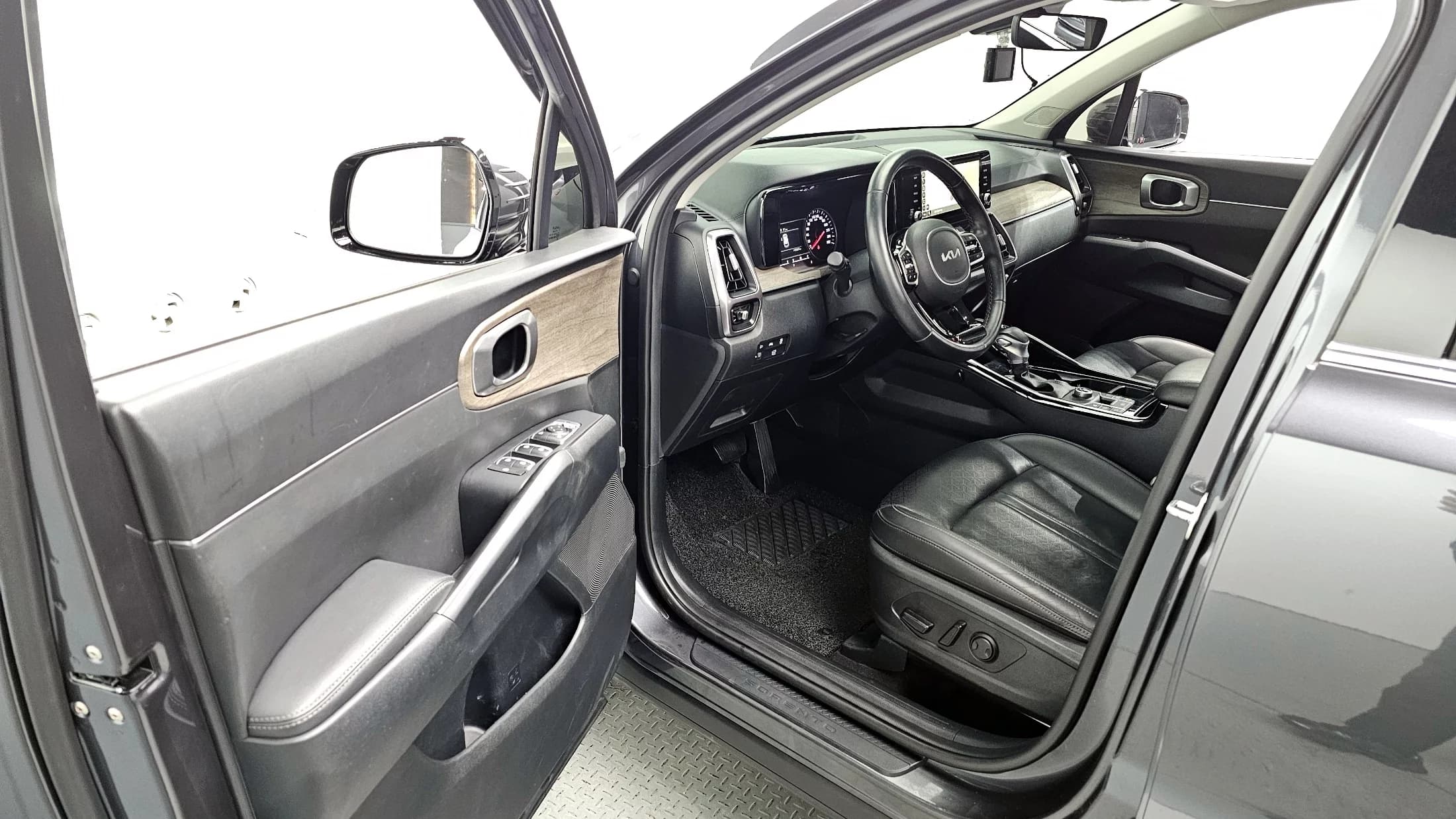 Kia Sorento Diesel 2.2 2WD Prestige, 2022 г. 143602 км. — фото 10