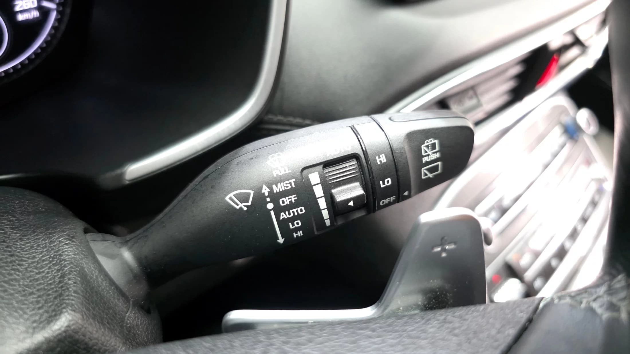 Hyundai Santa Fe Diesel 2.2 2WD Exclusive, 2023 г. 72166 км. — фото 15