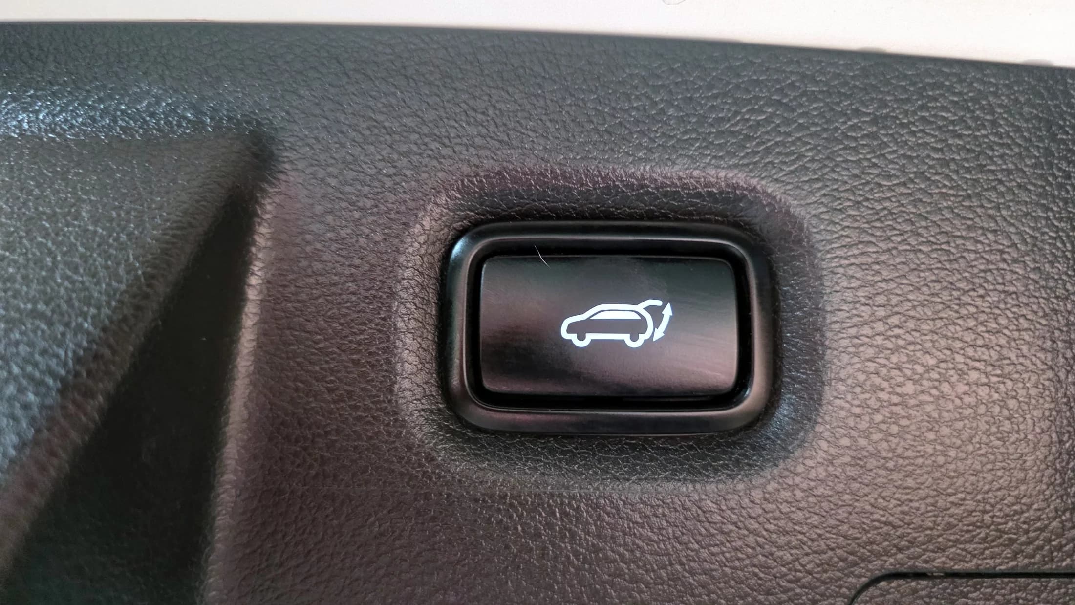 Hyundai Santa Fe Diesel 2.2 2WD Exclusive, 2023 г. 72166 км. — фото 20