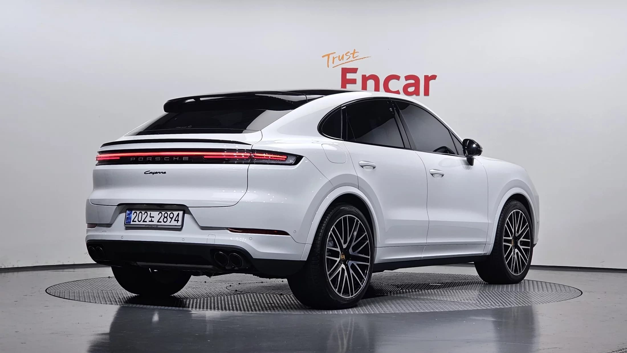 Porsche CAYENNE 3.0 Coupe, 2024 г. 4185 км. — фото 2
