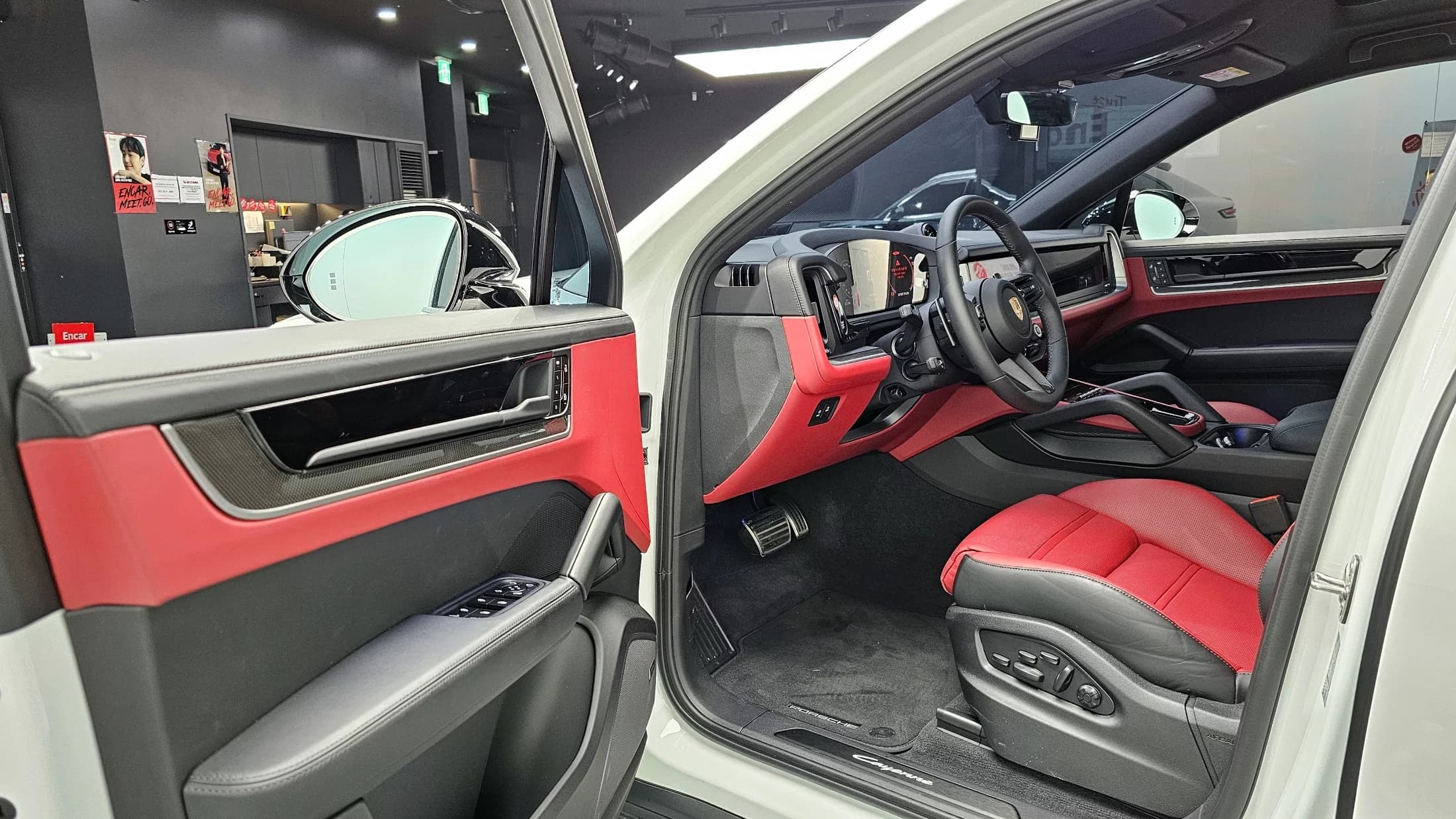 Porsche CAYENNE 3.0 Coupe, 2024 г. 4185 км. — фото 11