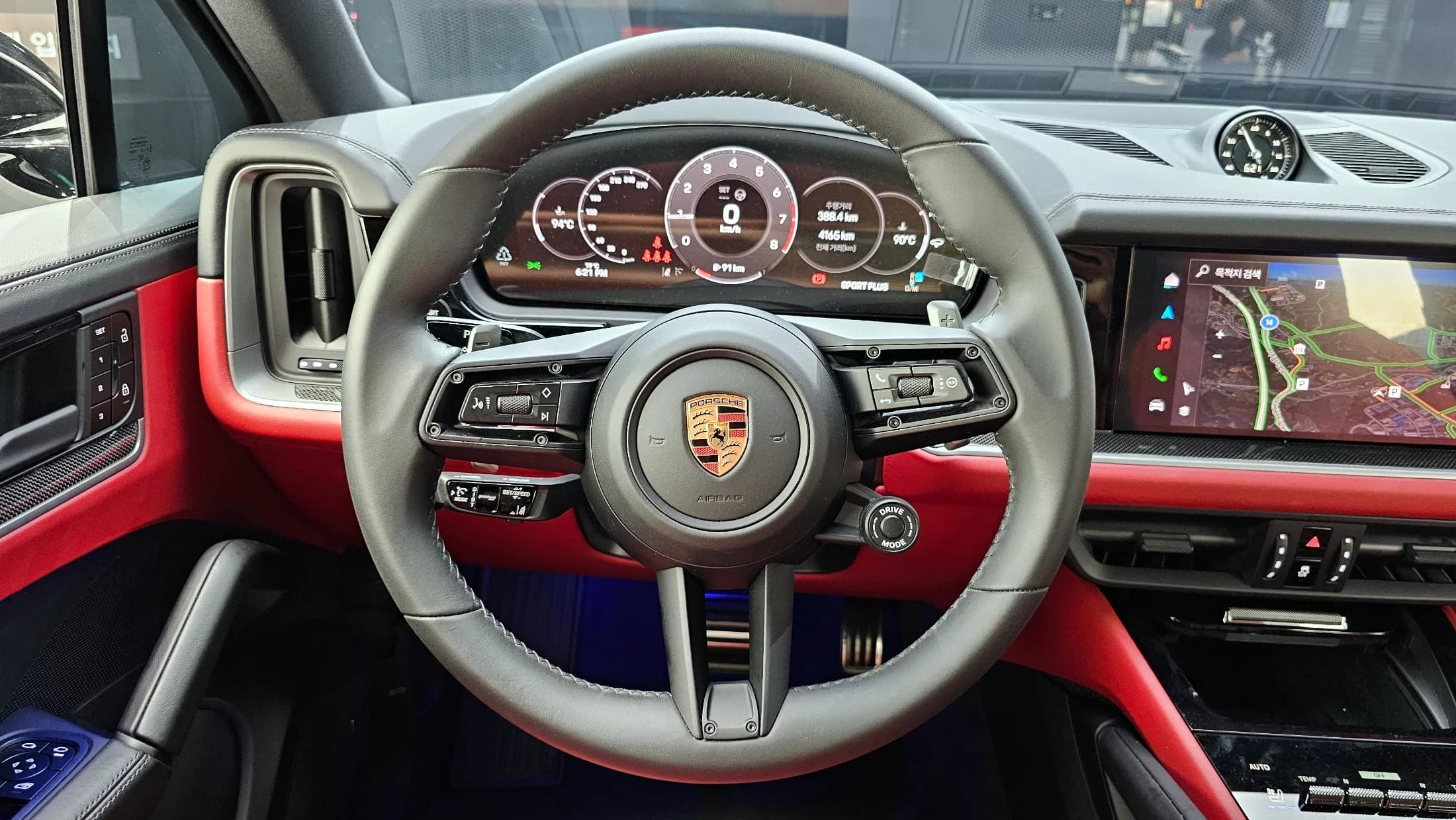 Porsche CAYENNE 3.0 Coupe, 2024 г. 4185 км. — фото 13