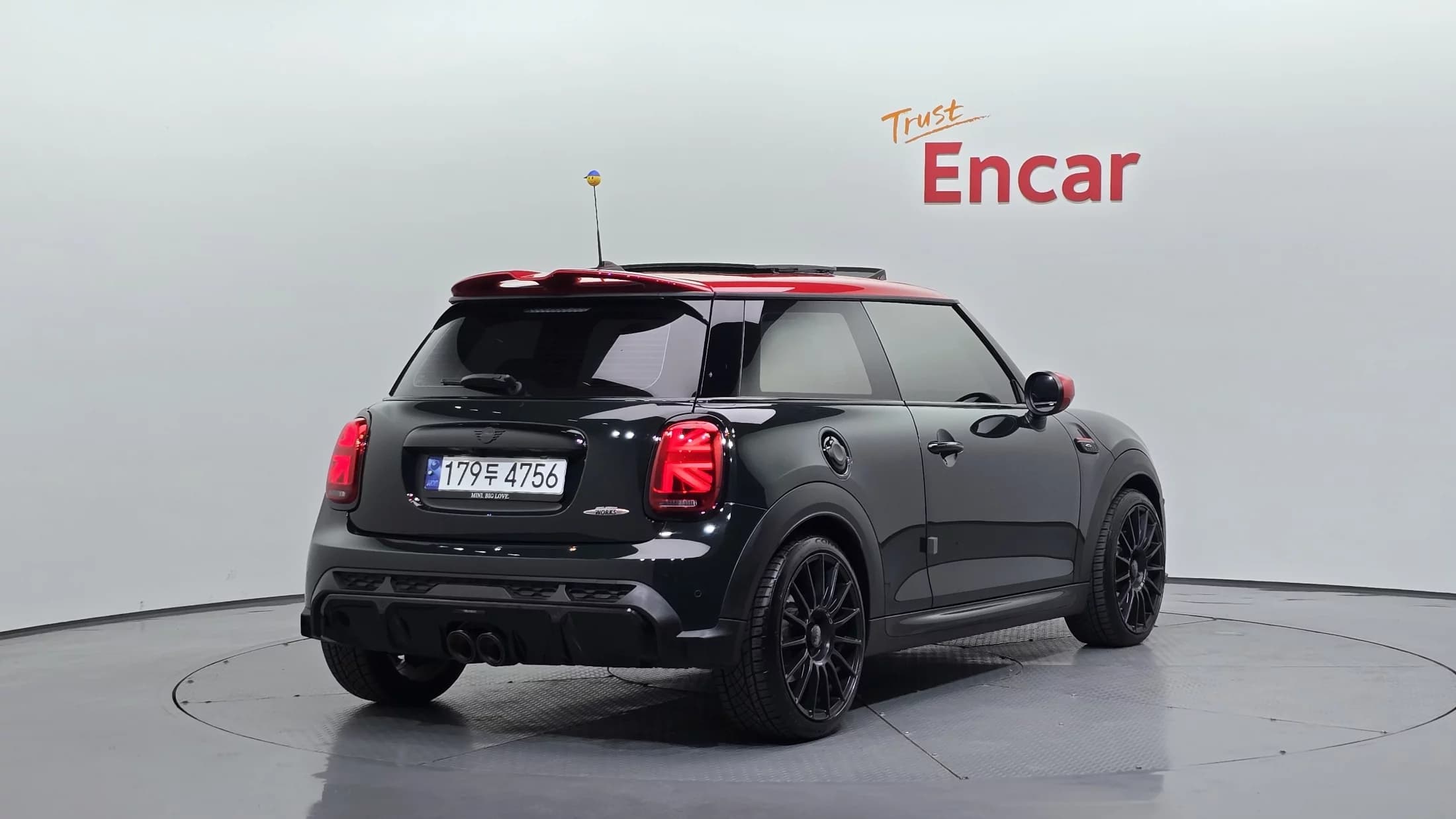 MINI Cooper JCW 3rd Generation, 2023 г. 19120 км. — фото 2