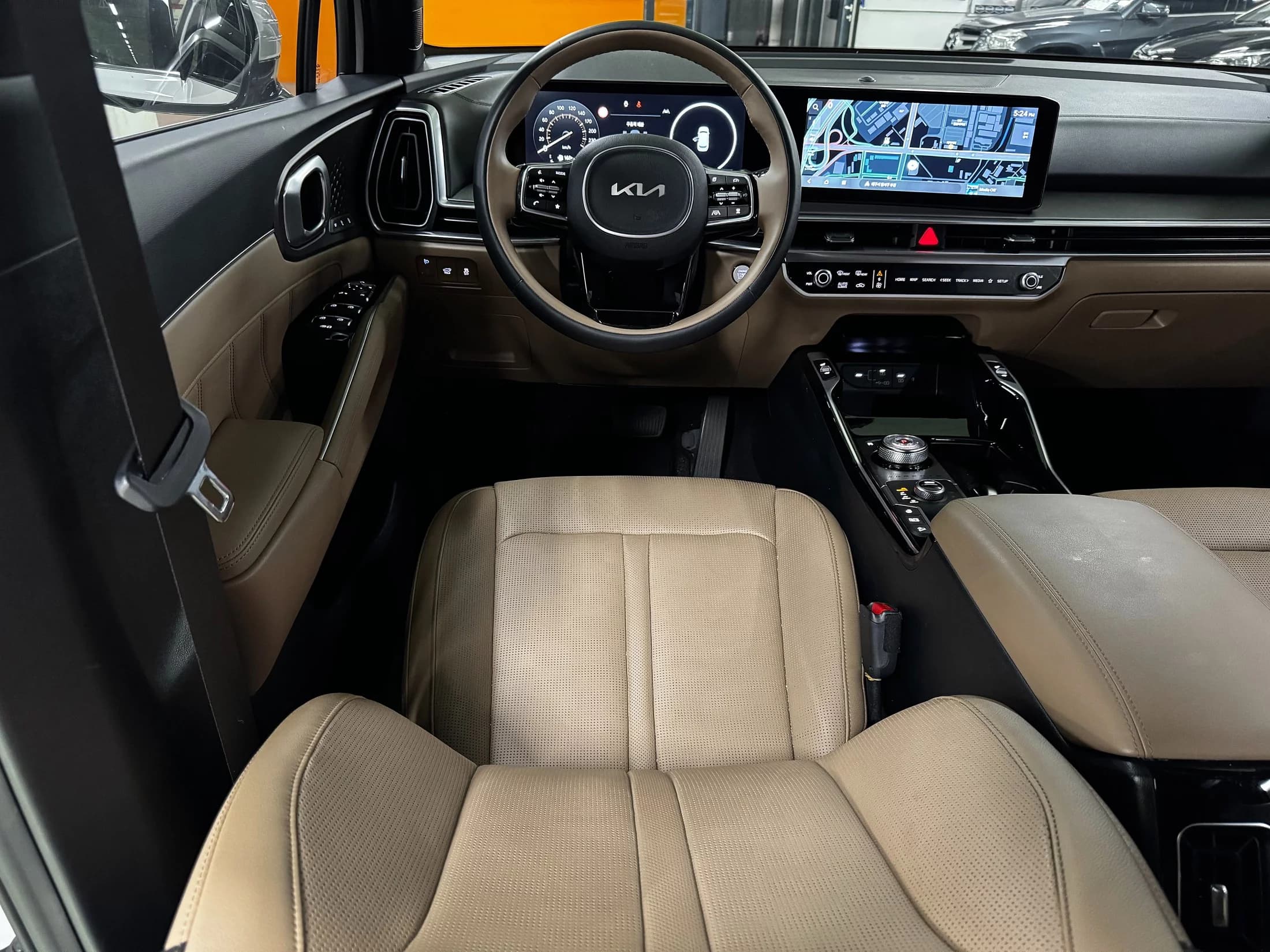 Kia Sorento Gasoline 2.5T 4WD Noblesse, 2024 г. 10150 км. — фото 8