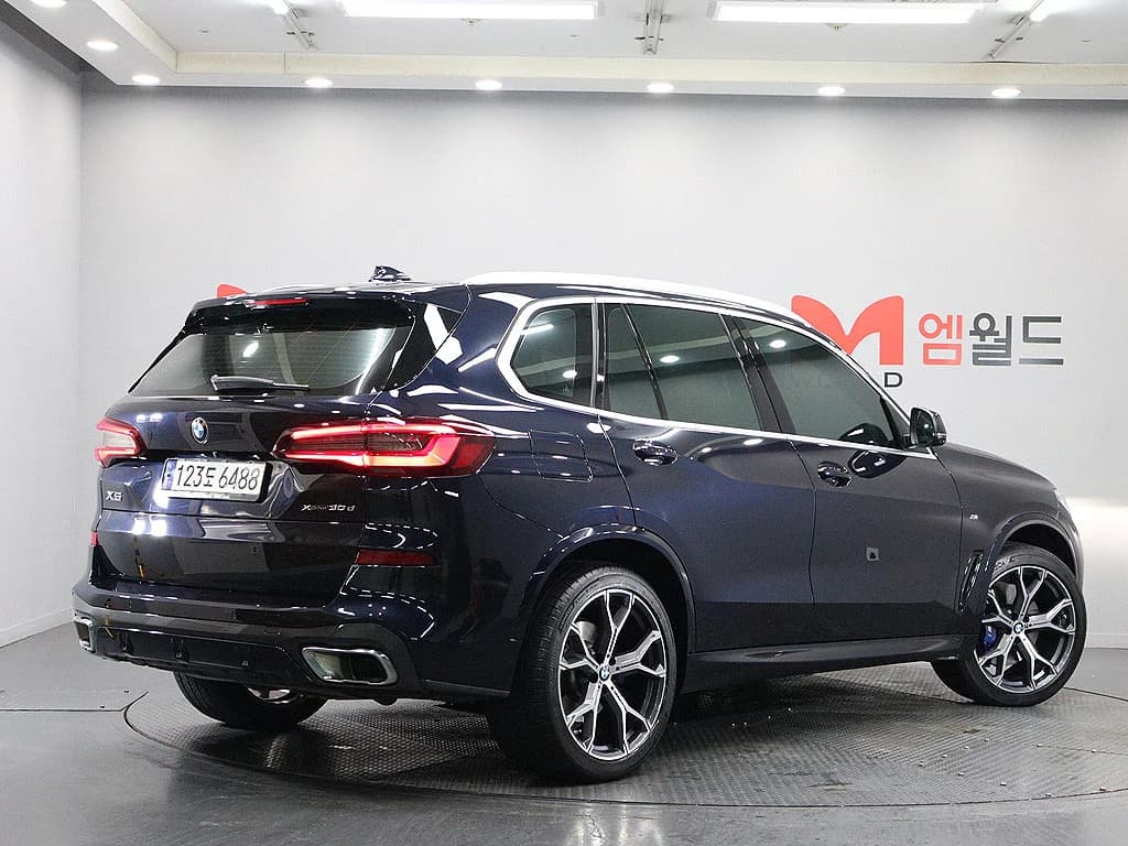 BMW X5 xDrive 30d M Sport, 2023 г. 33362 км. — фото 3