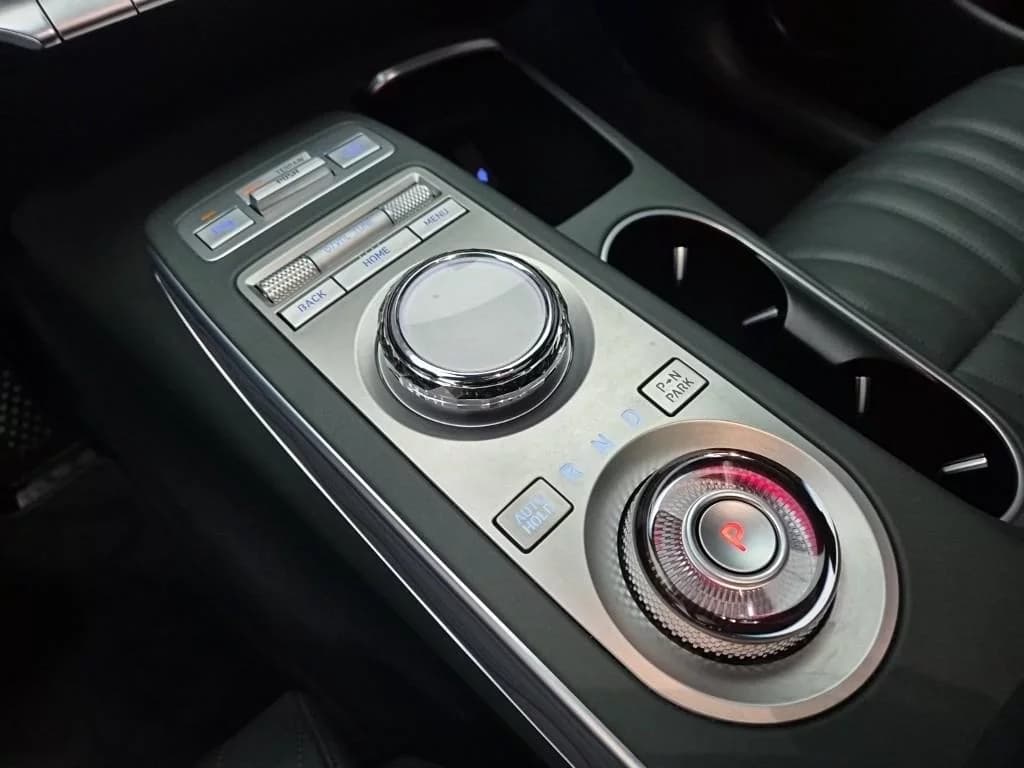 Genesis GV70 2.5T Gasoline AWD, 2023 г. 34767 км. — фото 15