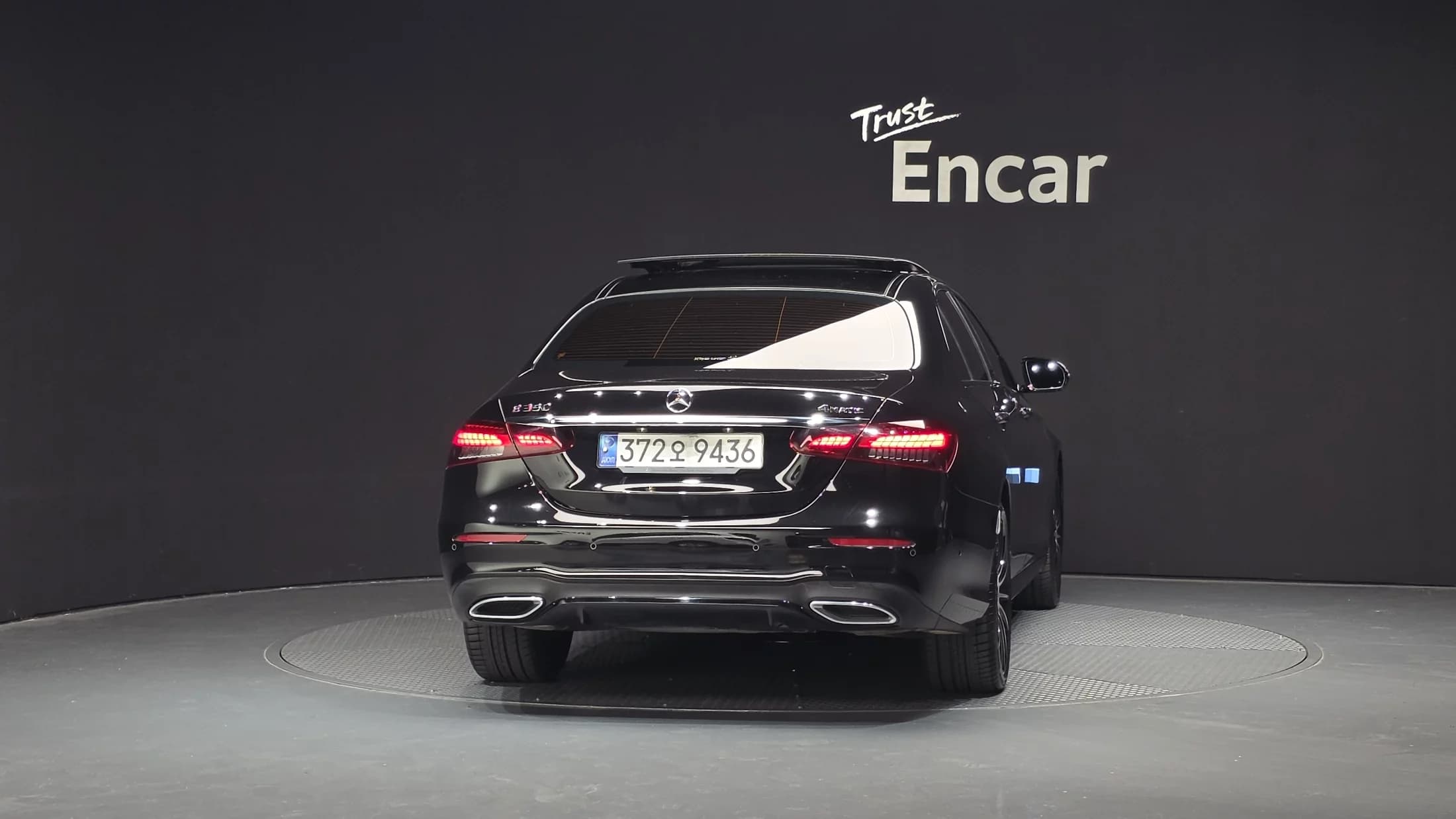 Mercedes-Benz E-Class E350 4MATIC AMG Line, 2022 г. 26045 км. — фото 4
