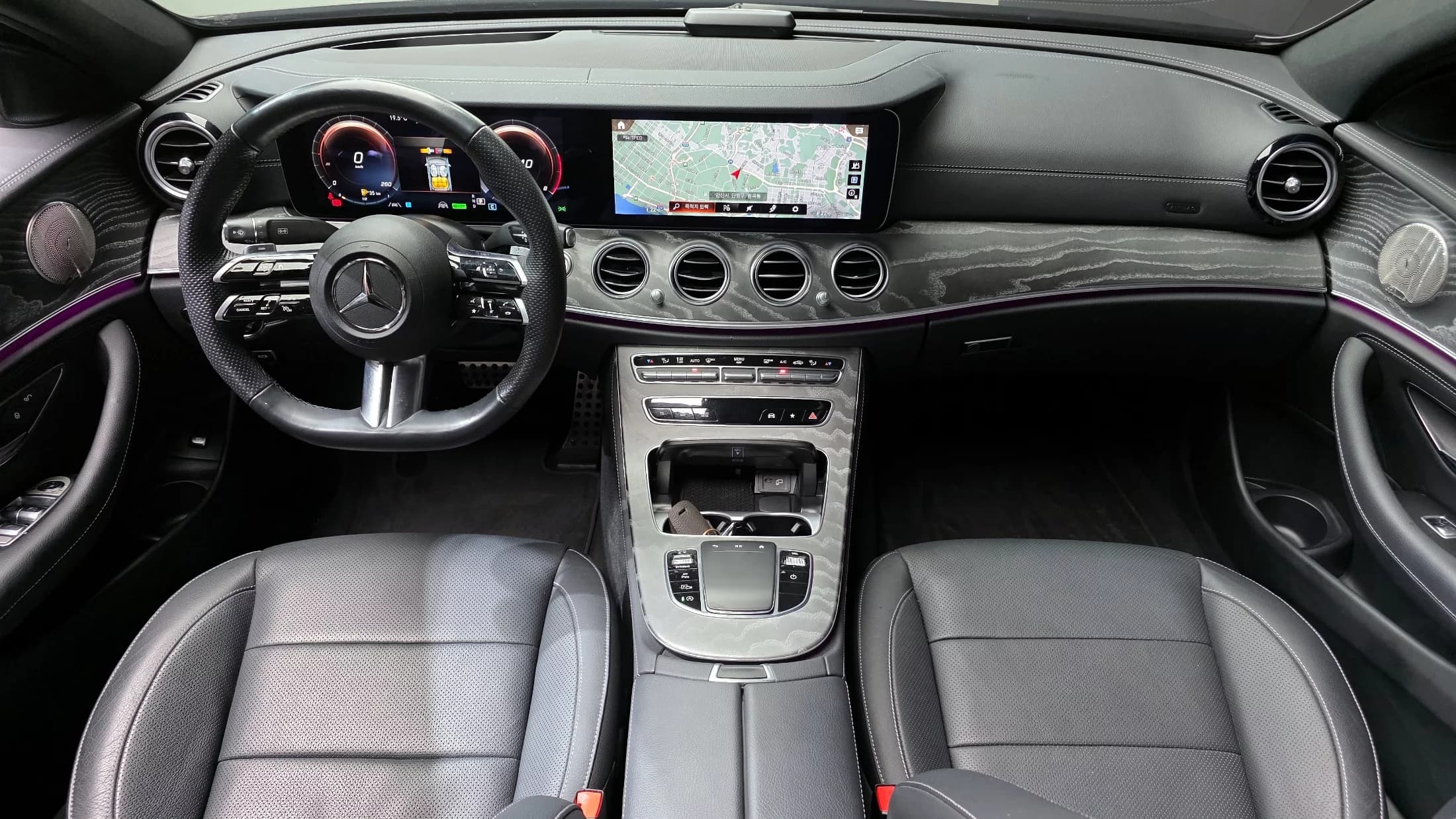 Mercedes-Benz E-Class E350 4MATIC AMG Line, 2022 г. 26045 км. — фото 7