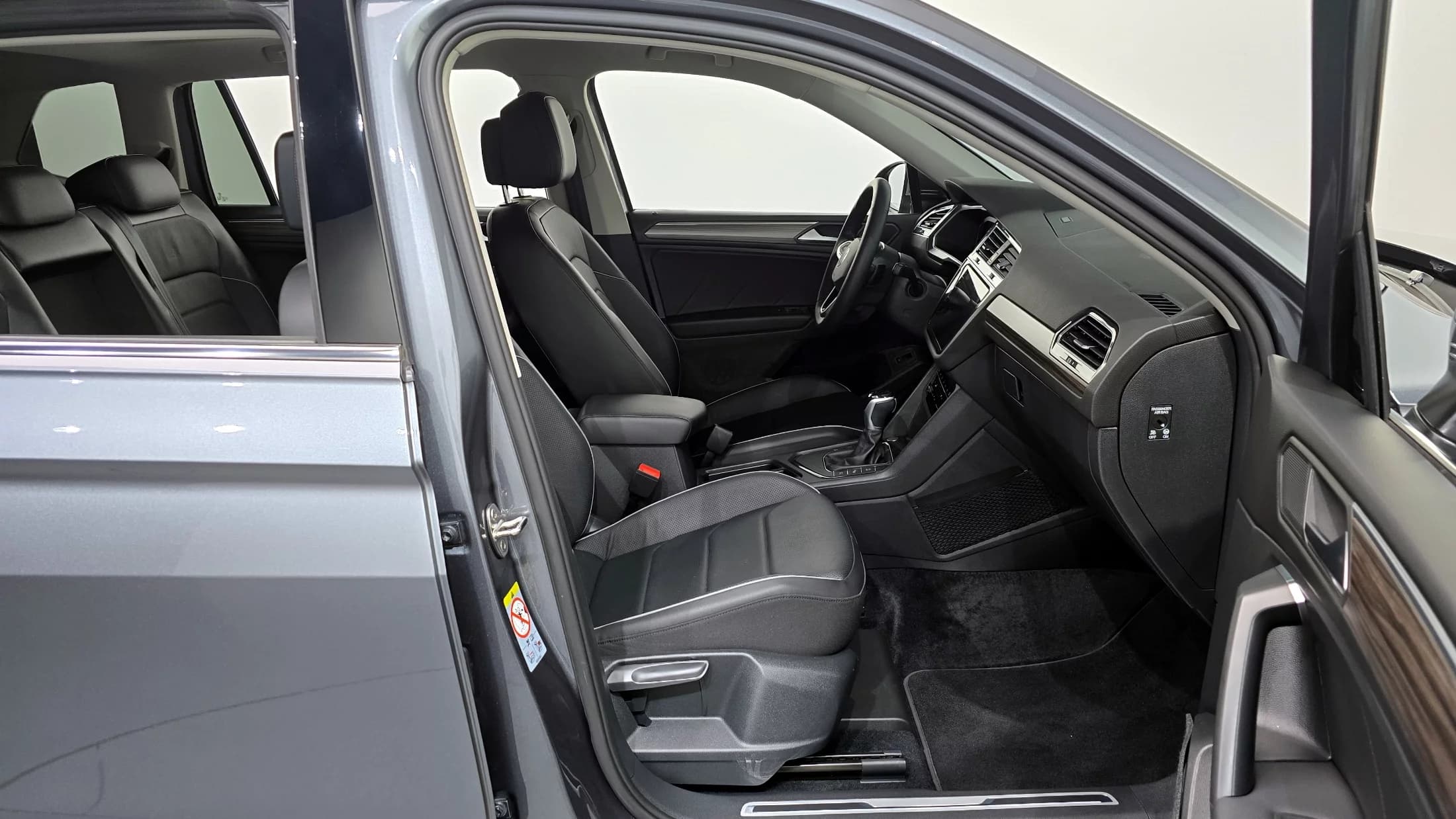 Volkswagen TIGUAN 2.0 TSI Prestige, 2022 г. 39591 км. — фото 11