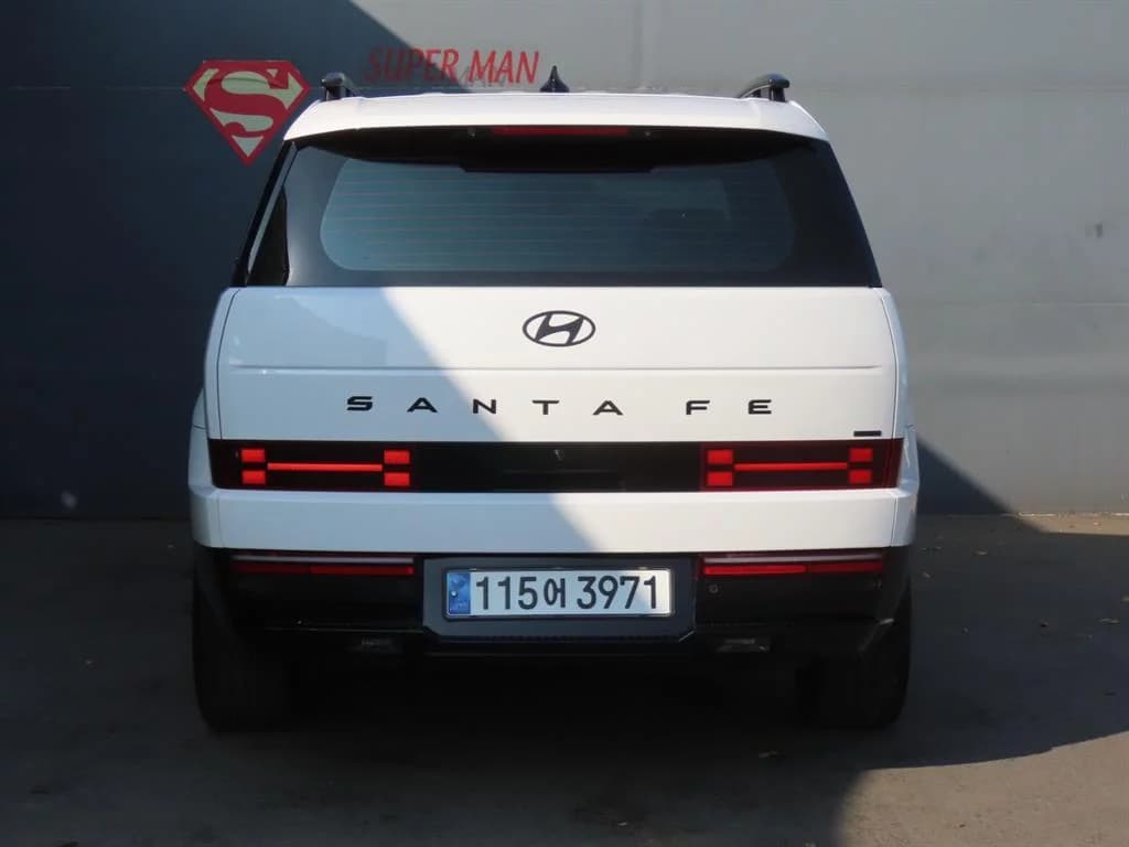 Hyundai Santa Fe HEV 1.6 4WD Calligraphy, гибрид, 2023 г. 33176 км. — фото 4