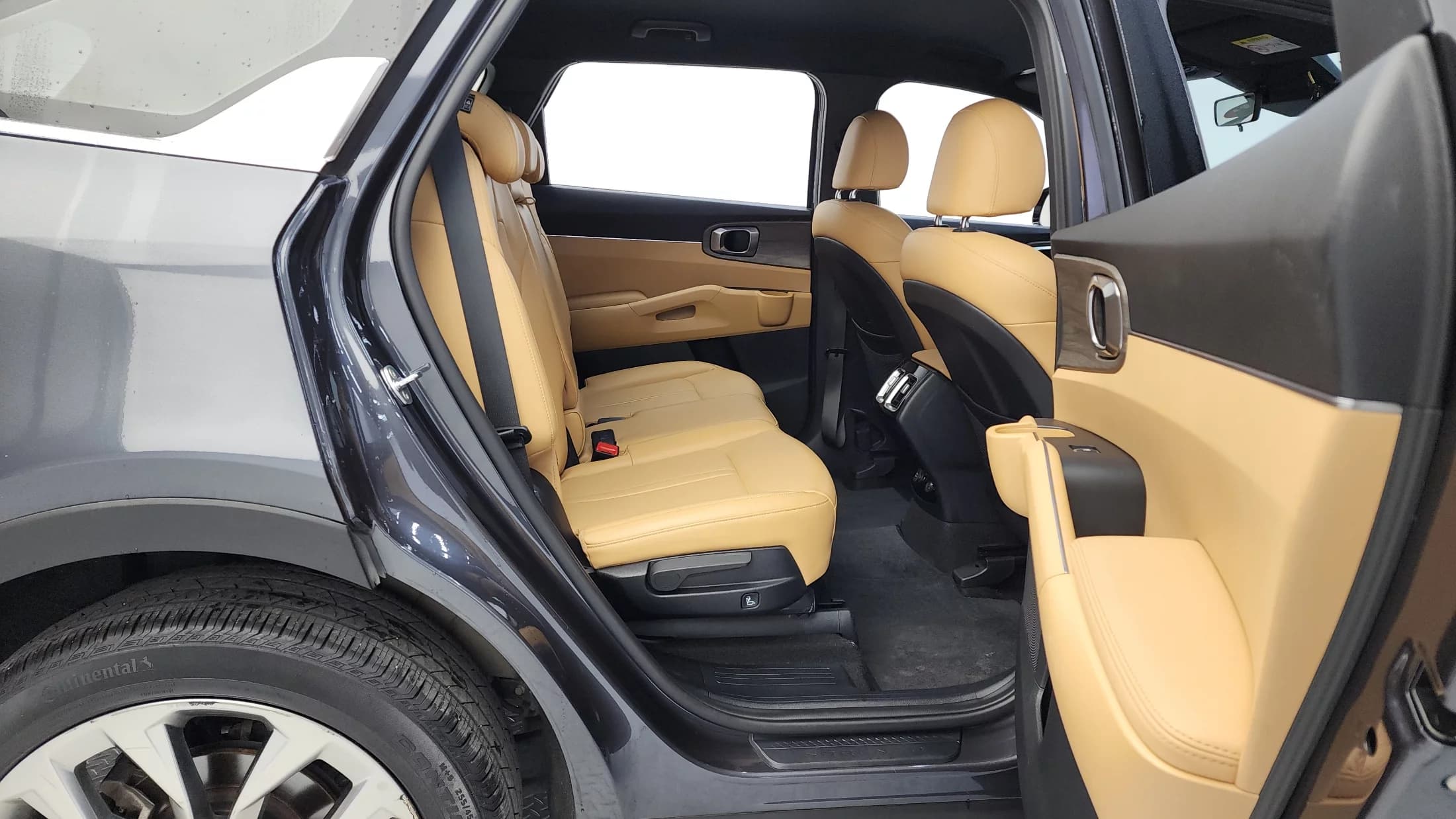 Kia Sorento Gasoline 2.5T 2WD Trendy, 2021 г. 61782 км. — фото 12