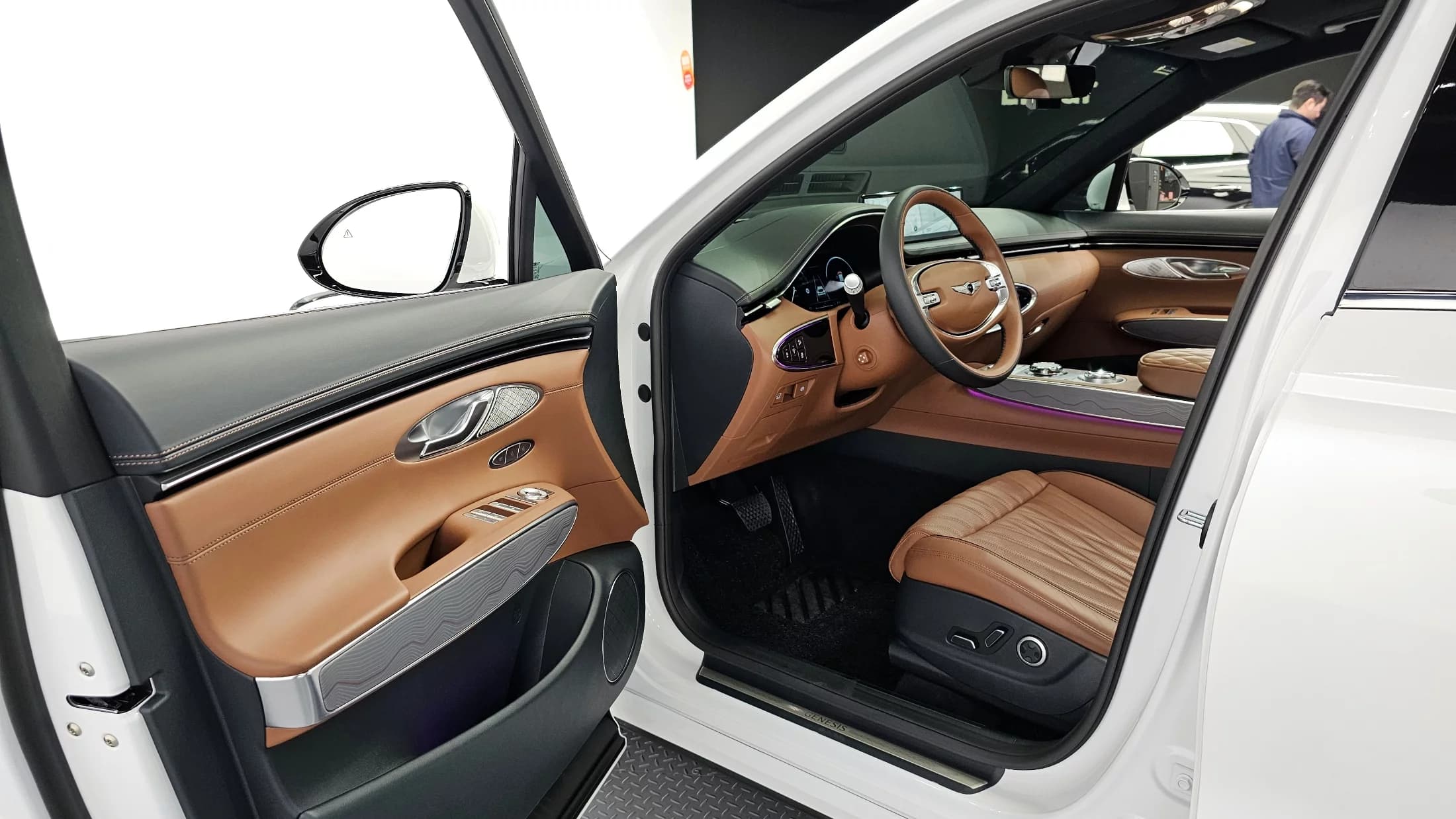 Genesis GV70 2.5T Gasoline AWD, 2023 г. 18972 км. — фото 11
