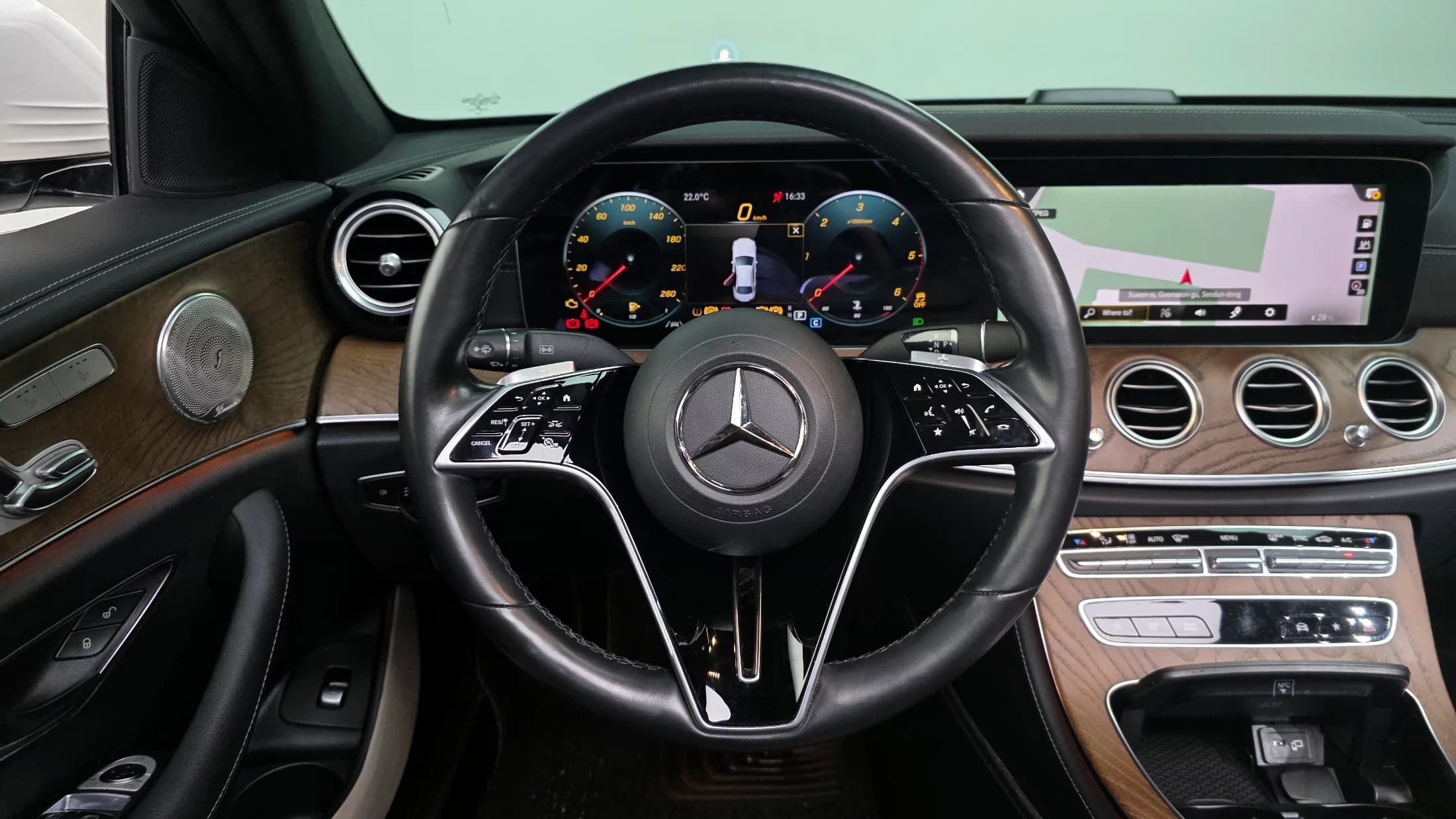 Mercedes-Benz E-Class E220d 4MATIC Exclusive, 2021 г. 88299 км. — фото 12