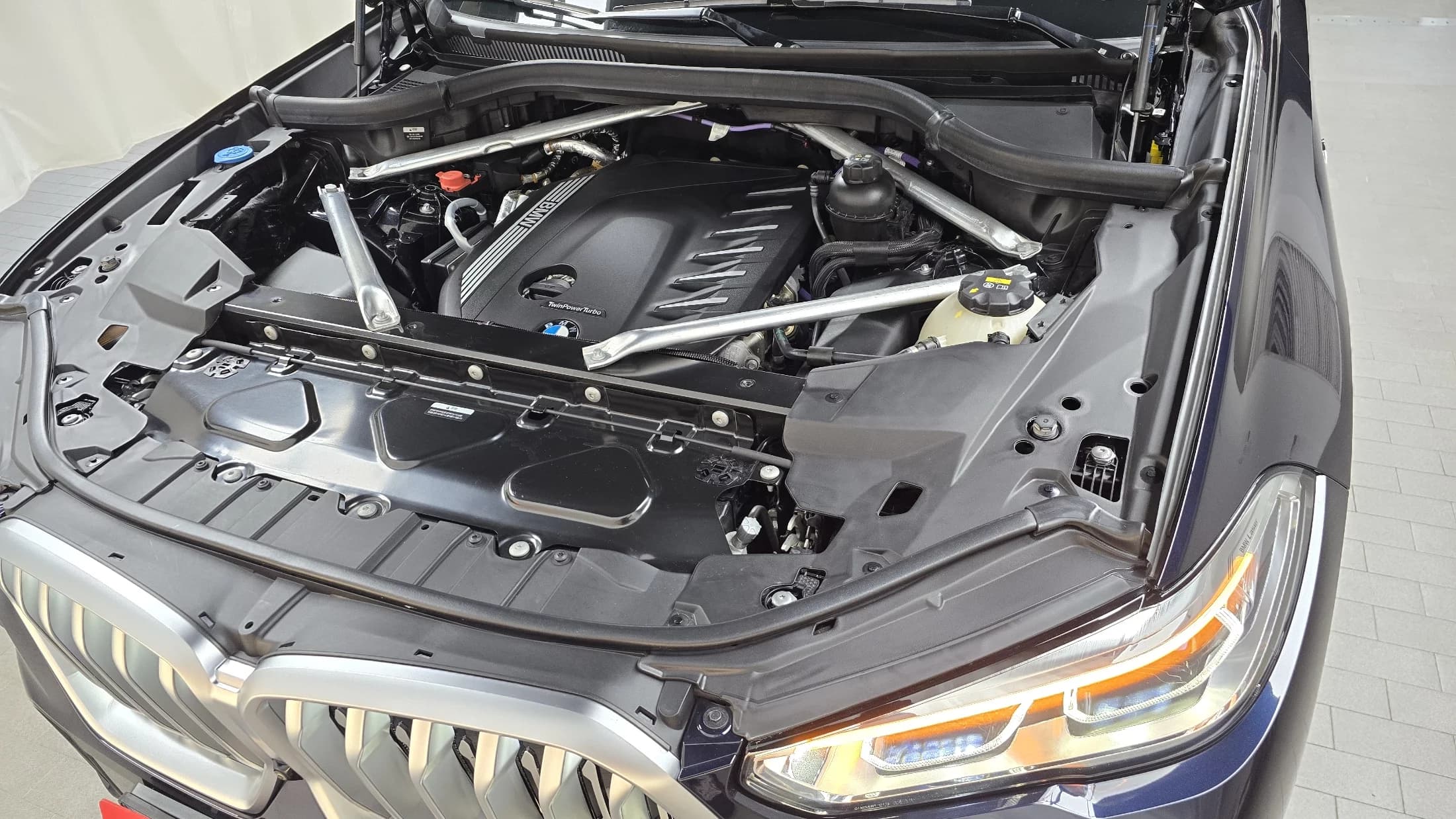 BMW X6 xDrive30d M Sport, 2022 г. 51137 км. — фото 6