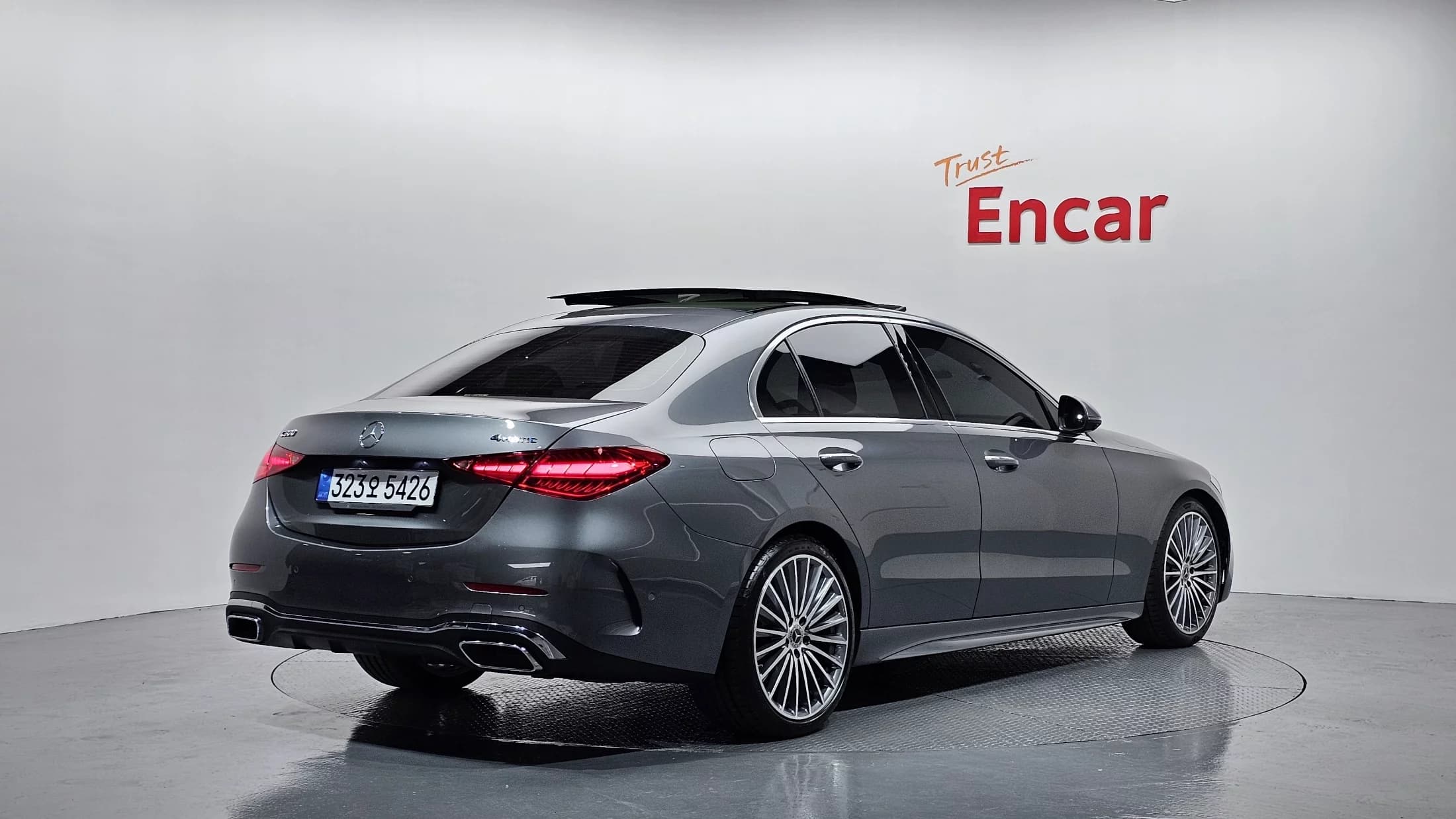Mercedes-Benz C-Class C300 4MATIC AMG Line, 2023 г. 18229 км. — фото 2