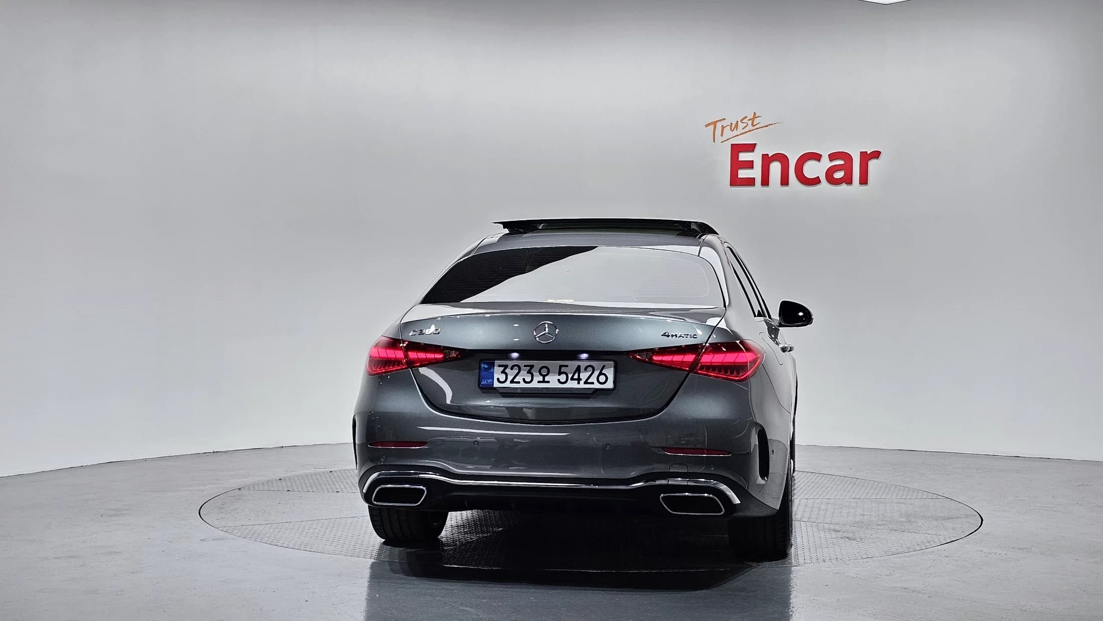 Mercedes-Benz C-Class C300 4MATIC AMG Line, 2023 г. 18229 км. — фото 4