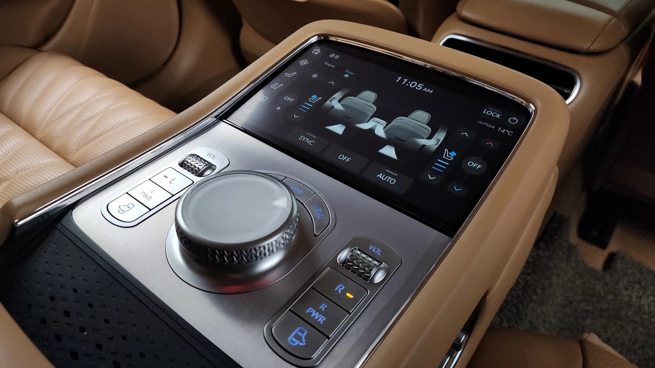 Genesis G90 Gasoline 3.5 Turbo AWD, 2022 г. 88654 км. — фото 19
