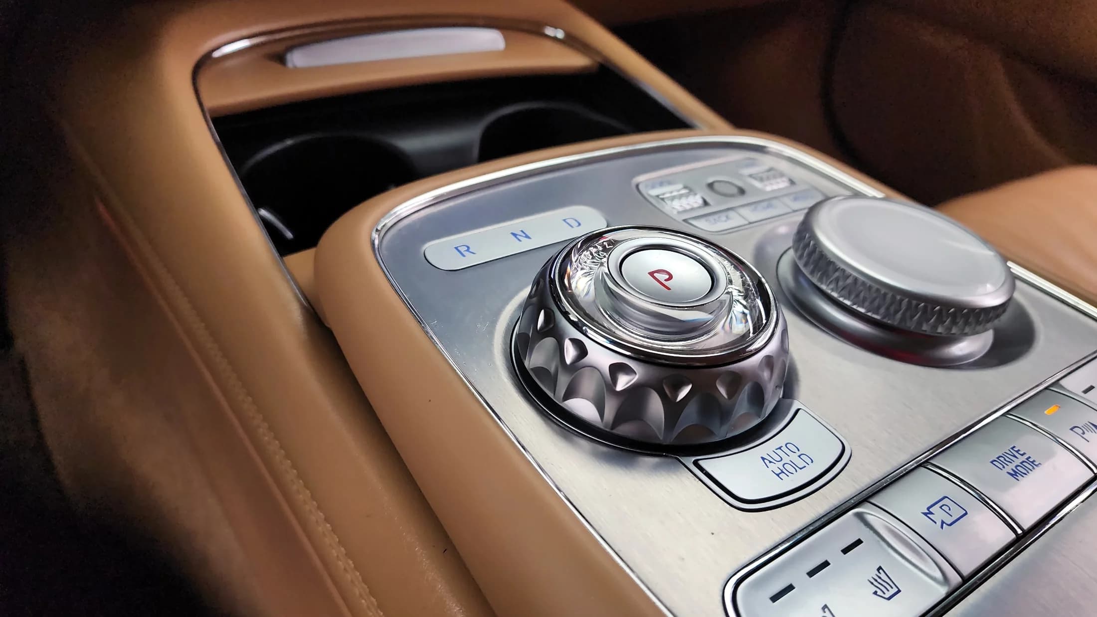 Genesis G90 Gasoline 3.5 Turbo AWD, 2022 г. 88654 км. — фото 9