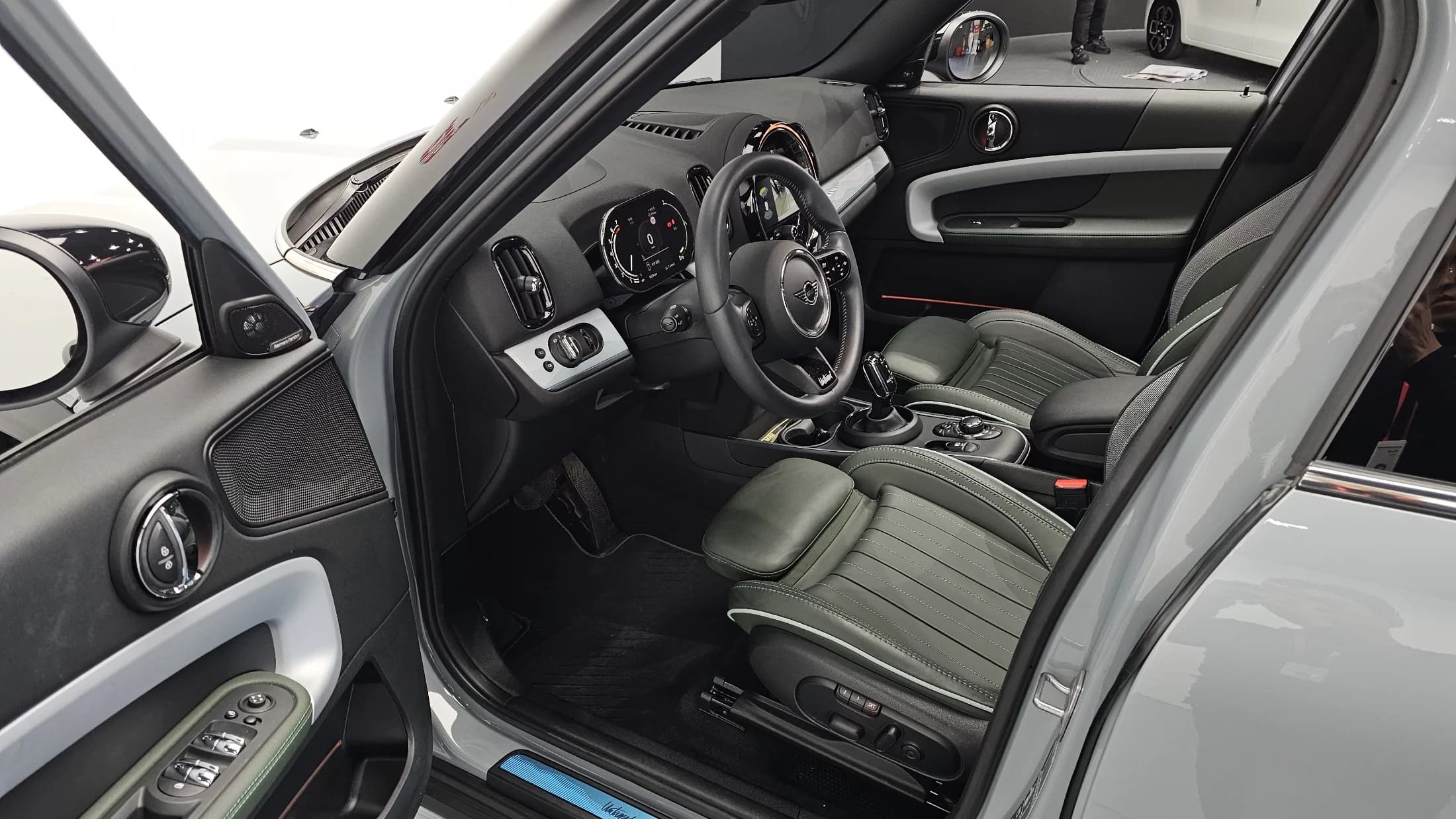 MINI Countryman ALL4 Untamed Edition 2nd Gen, 2023 г. 15151 км. — фото 11