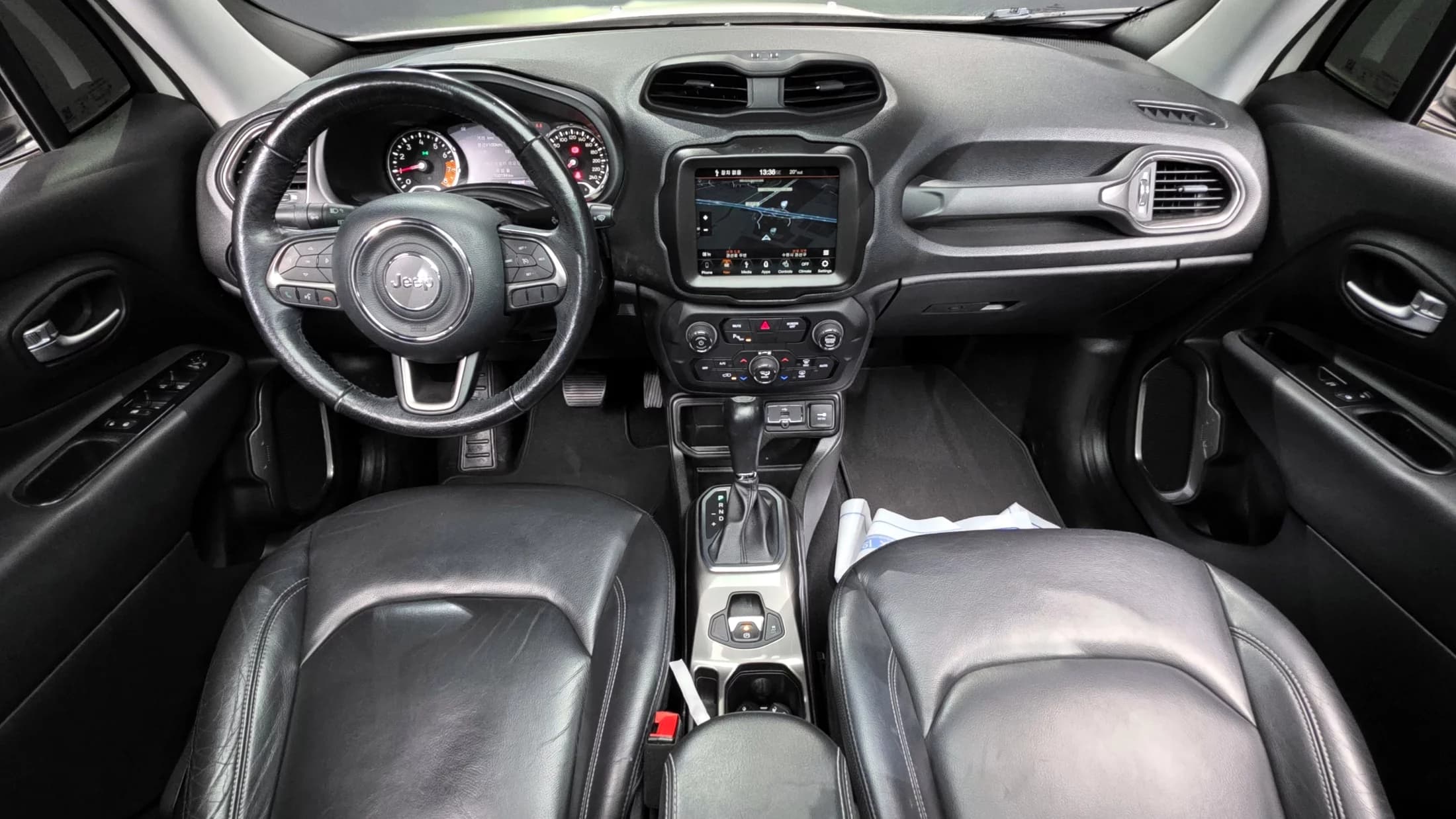 Jeep RENEGADE 2.4 Limited, 2021 г. 100305 км. — фото 7