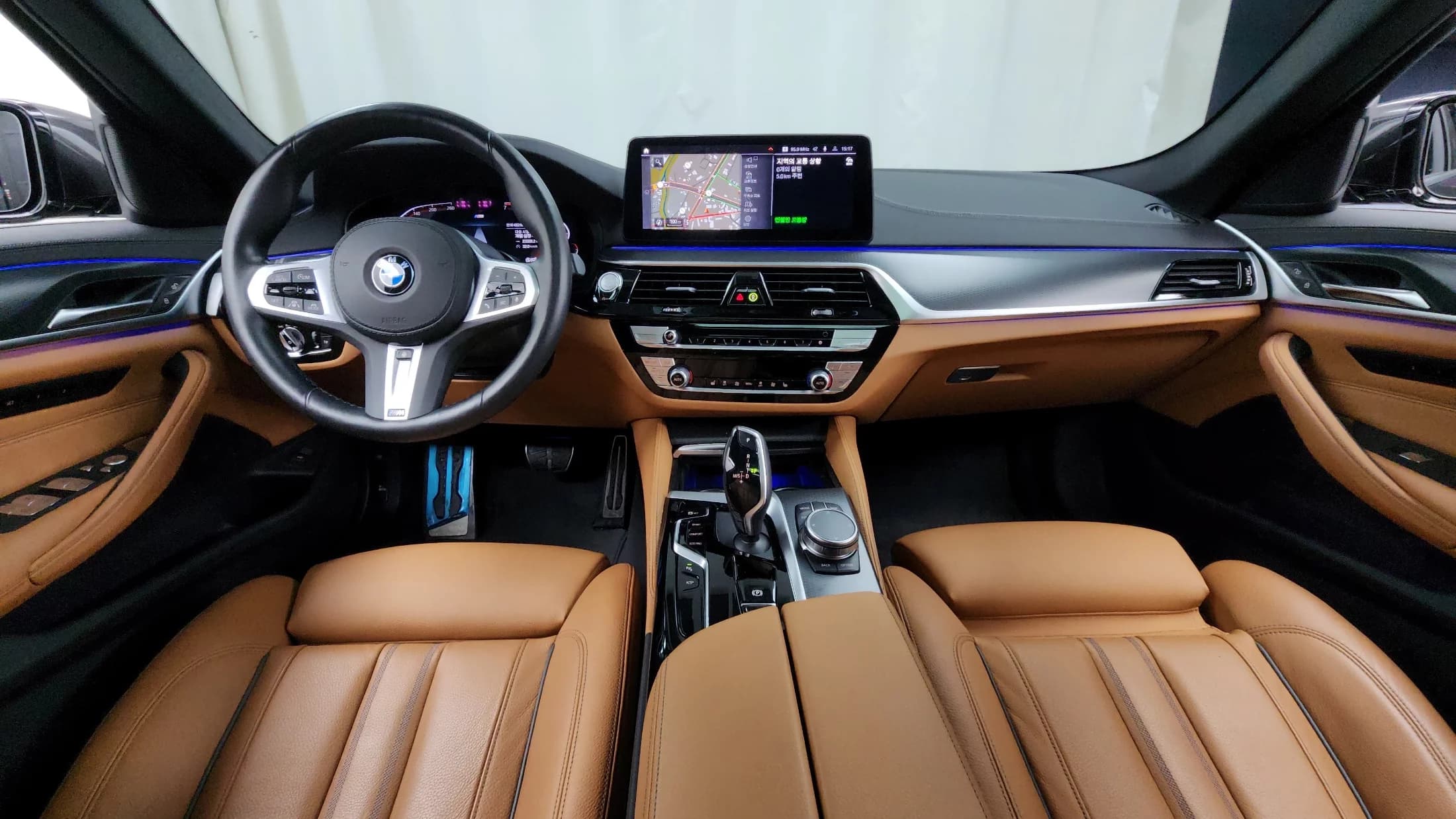 BMW 5-Series 520i M Sport, 2023 г. 48348 км. — фото 7