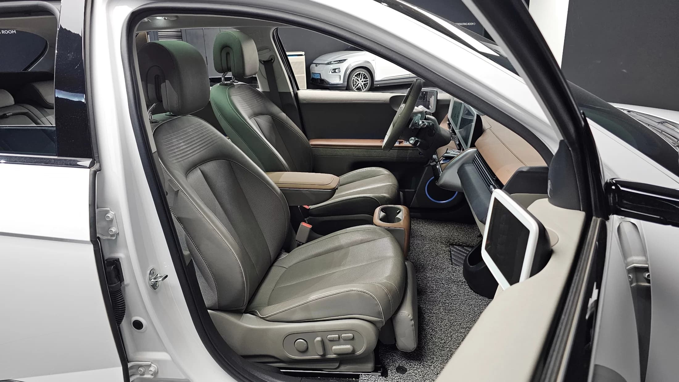 Hyundai Ioniq 5 Long range Prestige, электромобиль, 2023 г. 30609 км. — фото 10
