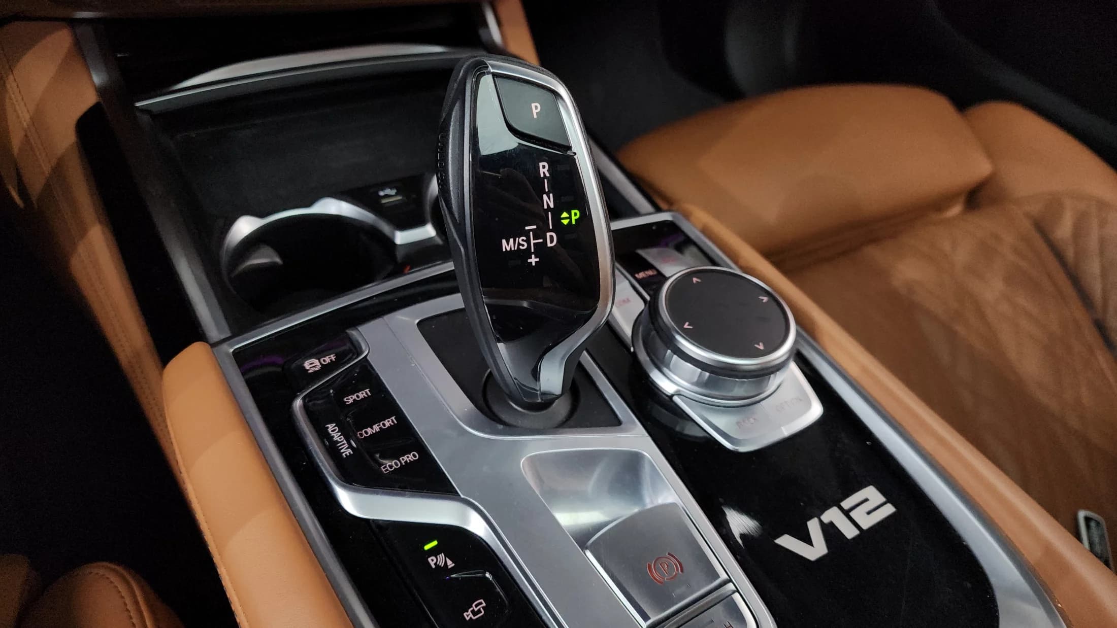 BMW 7-Series M760Li xDrive, 2022 г. 46291 км. — фото 9