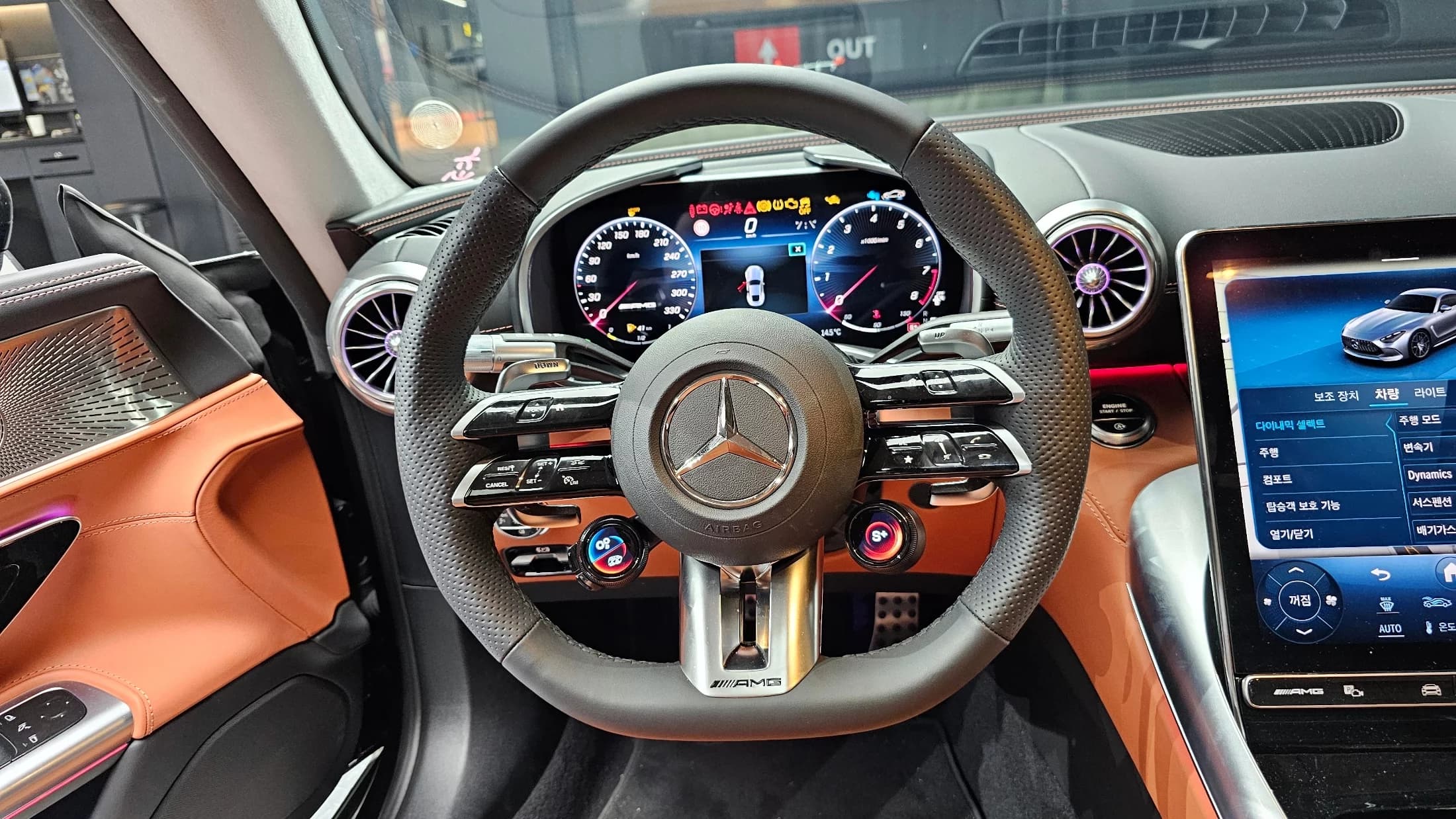 Mercedes-Benz AMG GT AMG GT55 4MATIC+, 2025 г. 2016 км. — фото 13