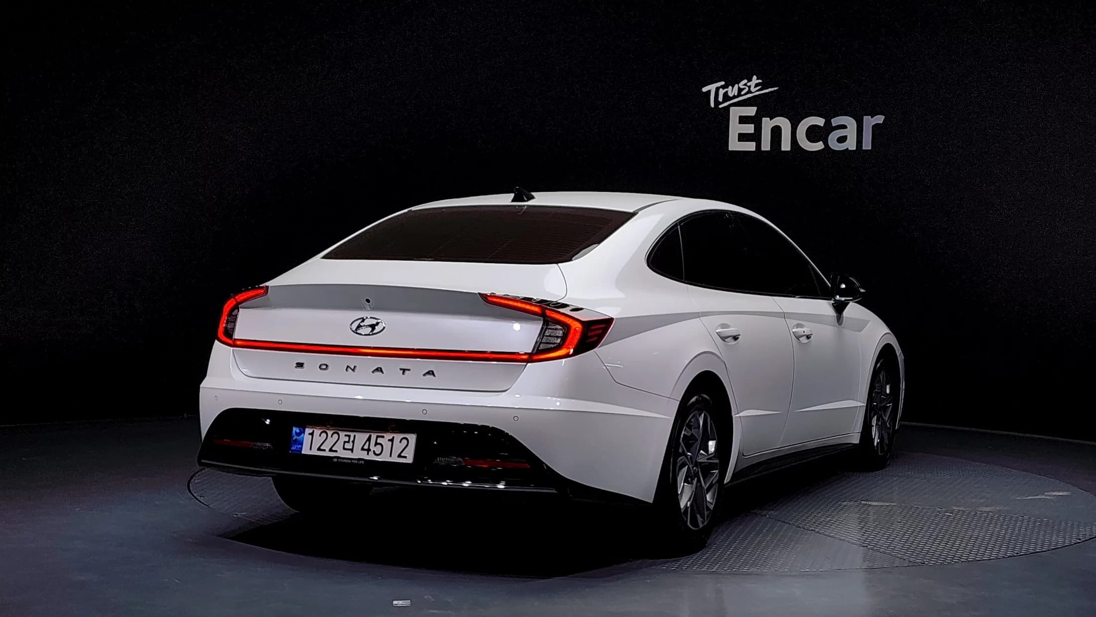 Hyundai Sonata 2.0 Premium Plus, 2022 г. 28151 км. — фото 2