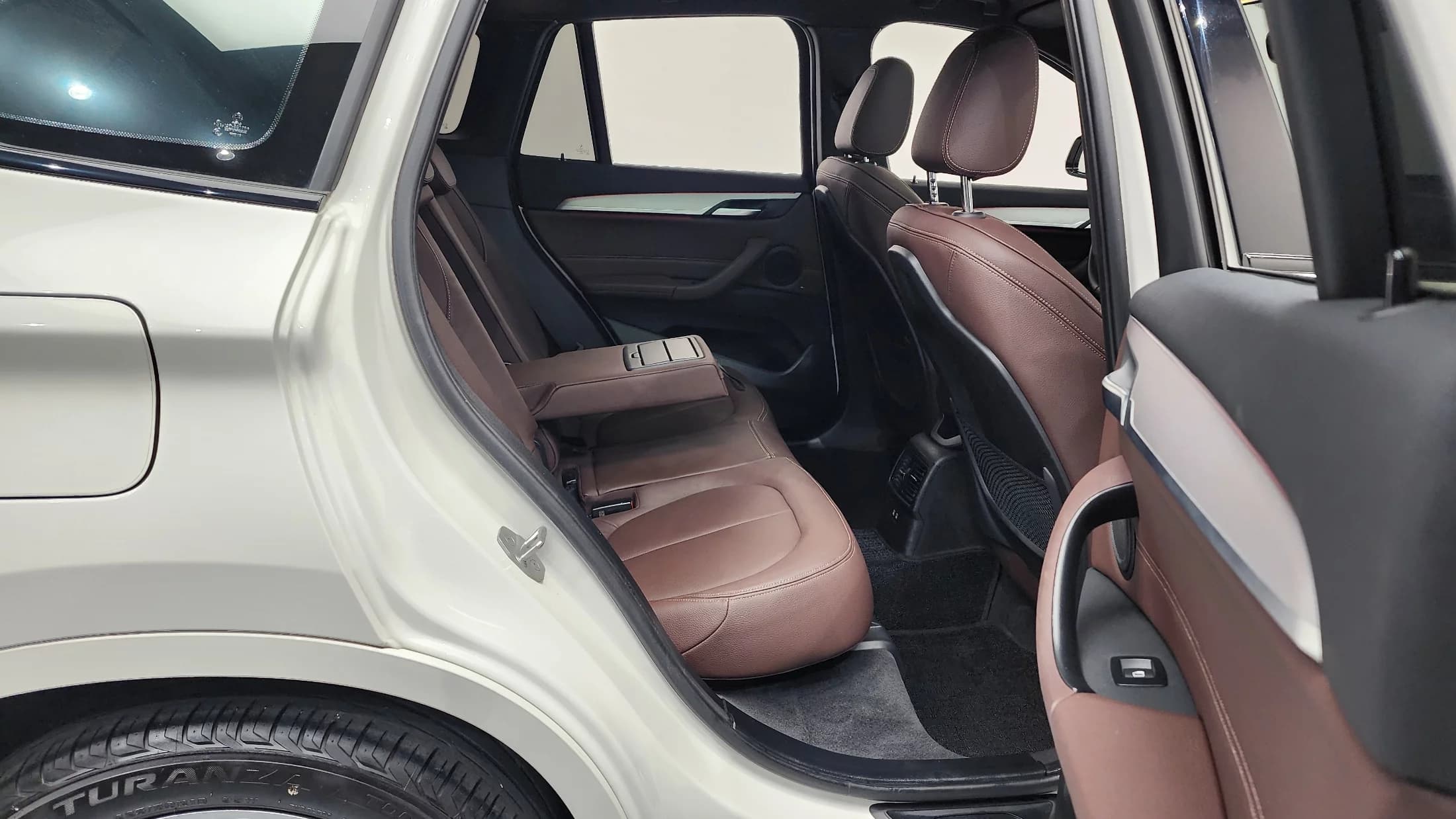 BMW X1 xDrive 20i M Sport, 2022 г. 58850 км. — фото 12