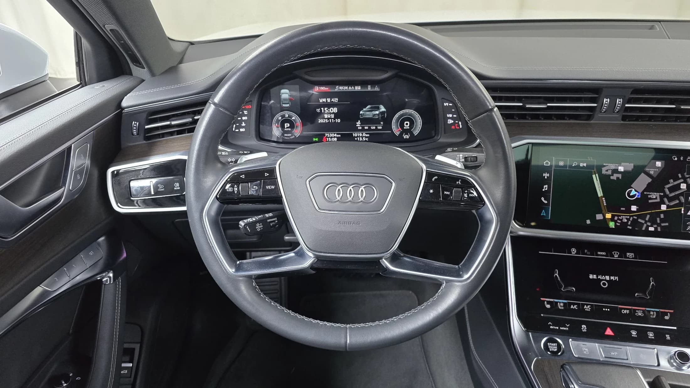 Audi A6 45 TDI Quattro Premium, 2023 г. 75393 км. — фото 13