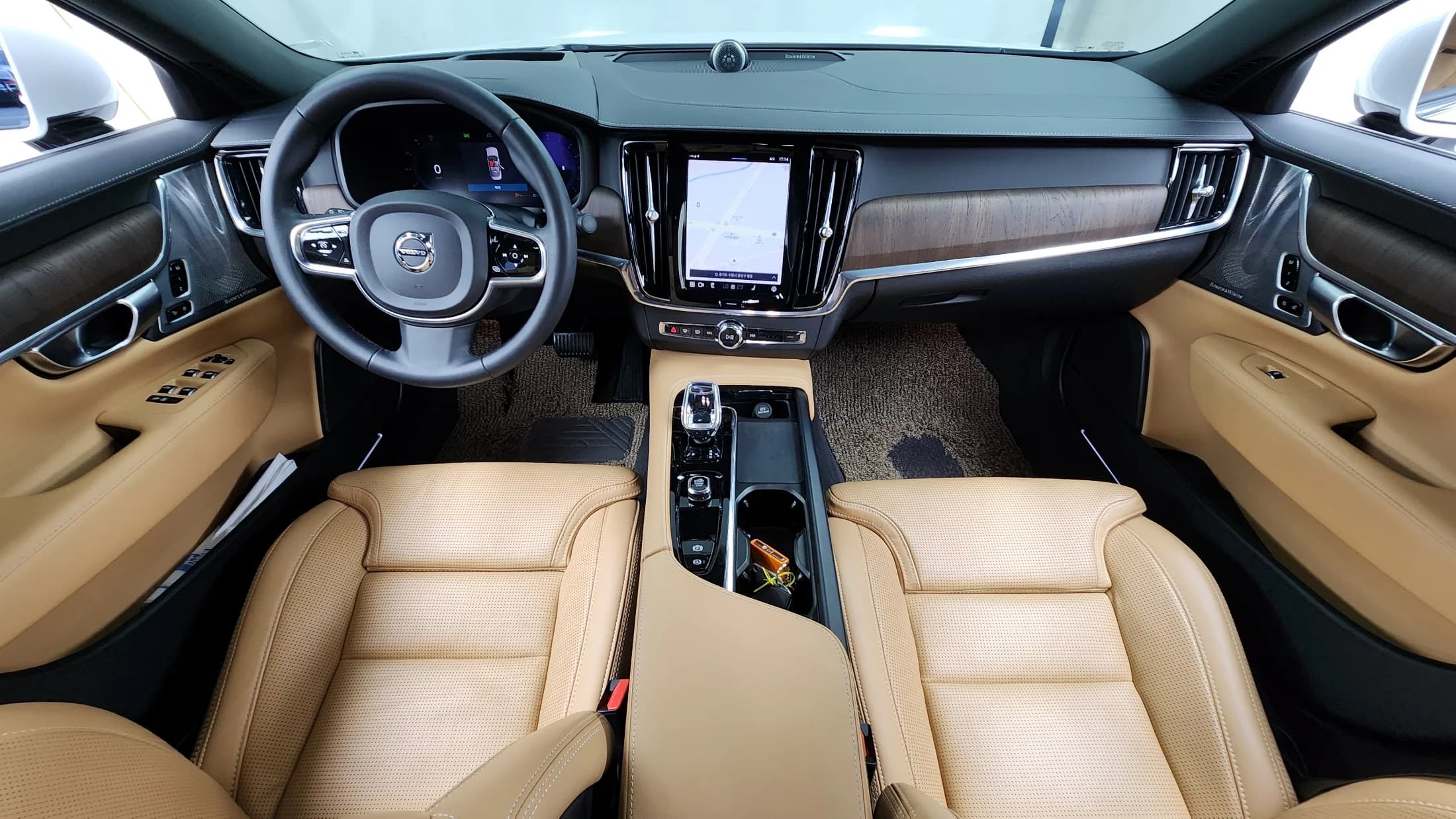 Volvo S90 B5 Ultimate Bright, 2023 г. 41854 км. — фото 7